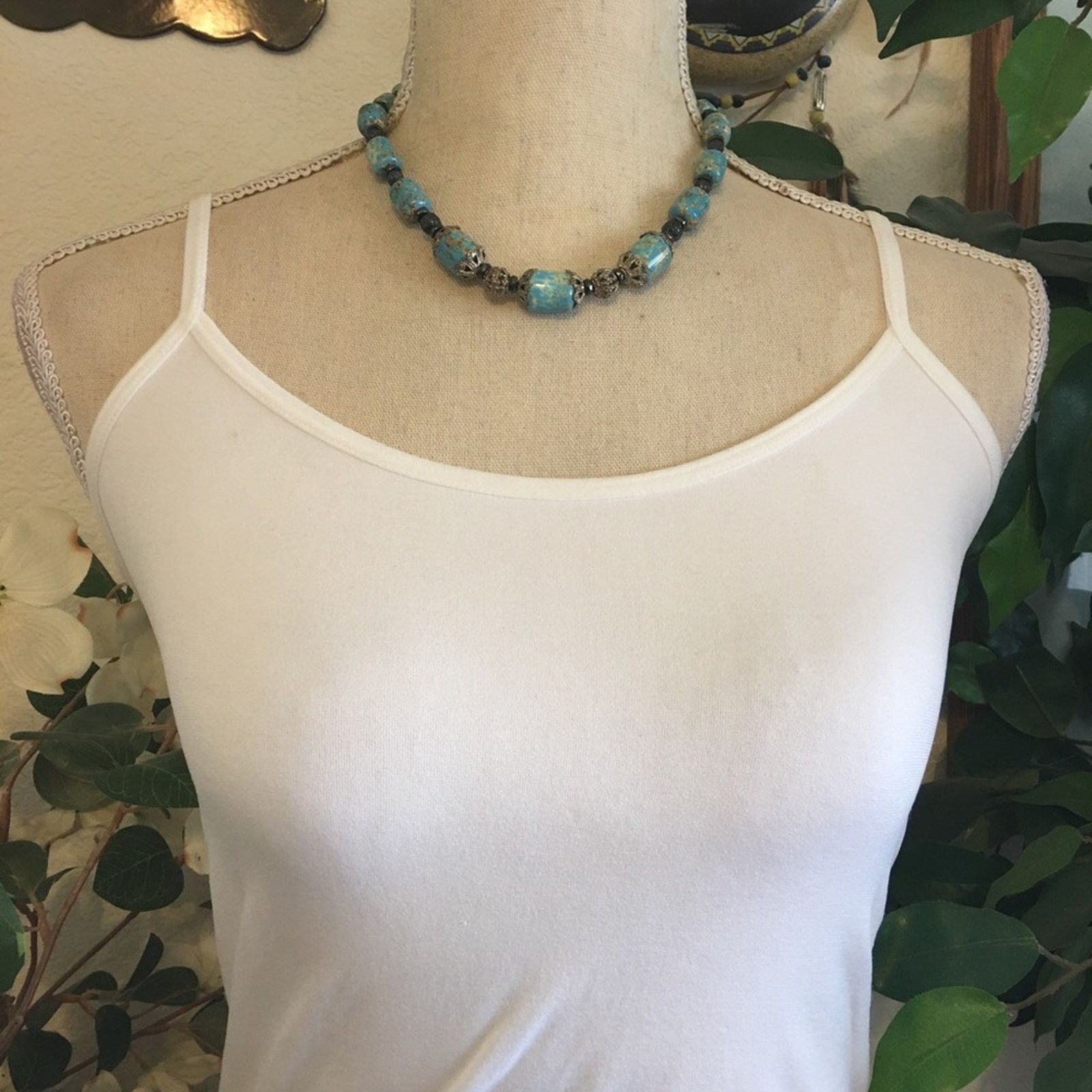 Vintage Vintage Caribbean blue jasper bead necklace Size ONE SIZE - 8 Thumbnail