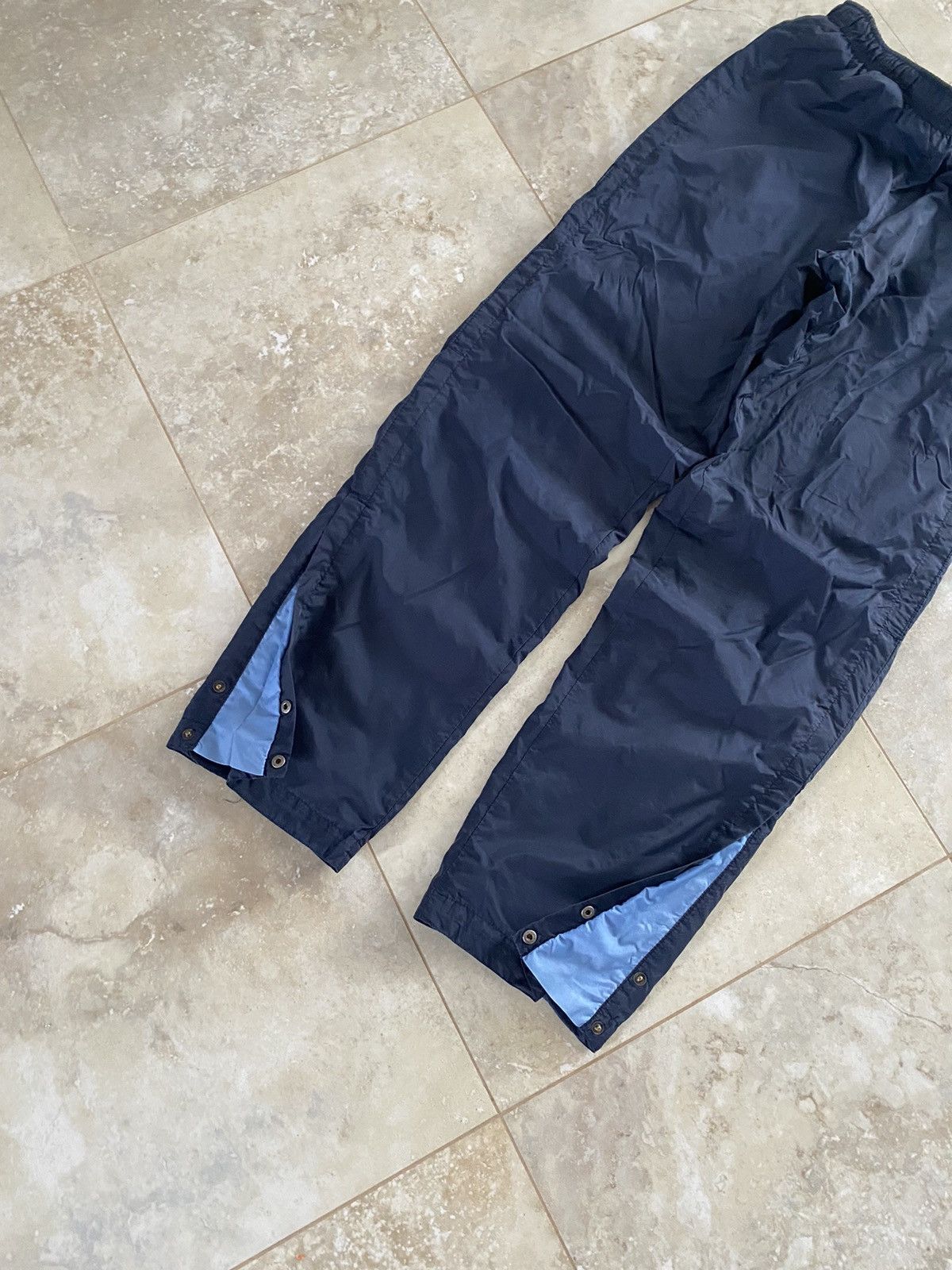 Nike Vintage Nike Track Nylon Pants Oversized Baggy Streetwear Size US 32 / EU 48 - 5 Thumbnail