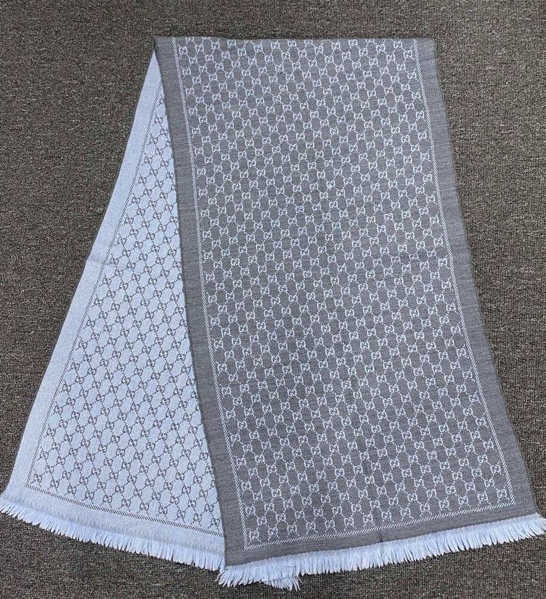 Gucci Gucci Gray full-print scarf 2502-Nextarrow Size ONE SIZE - 1 Thumbnail