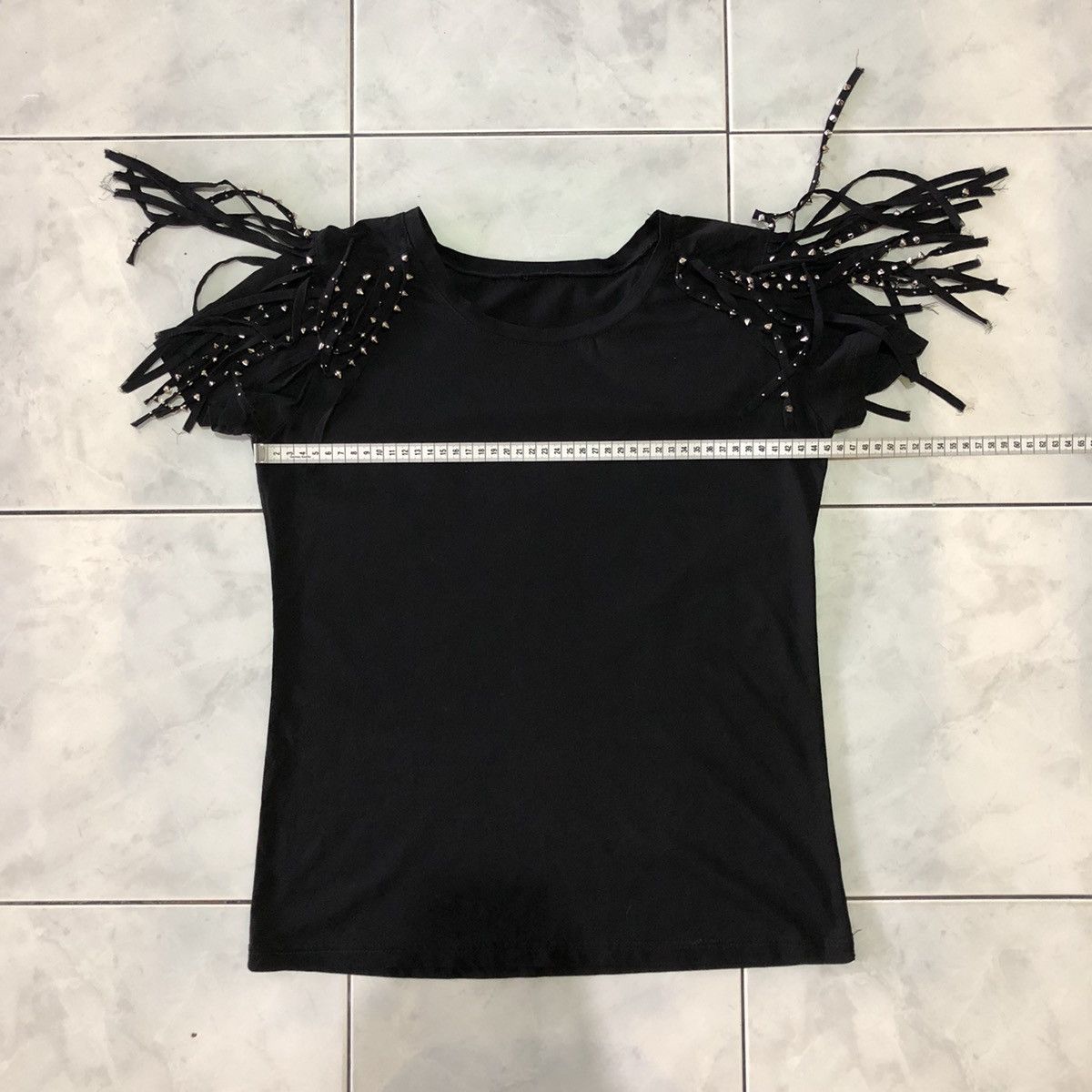 If Six Was Nine Studded Hairy Shoulder Gothic Punk Grunge Emo Style Tshirt Size M / US 6-8 / IT 42-44 - 12 Thumbnail