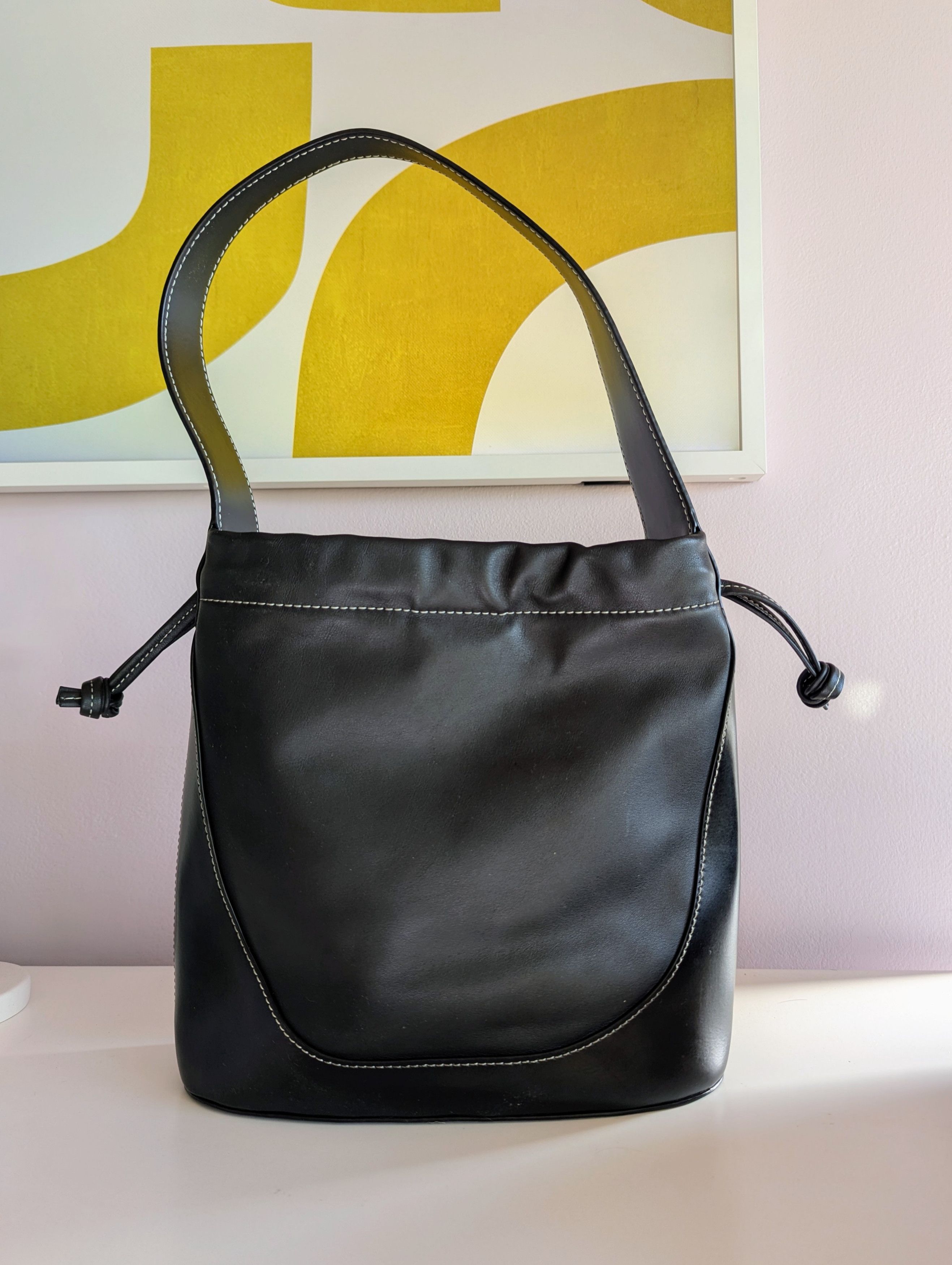 Staud STAUD Cinch Leather Bucket Bag in Black LIKE NEW Size ONE SIZE - 1 Thumbnail