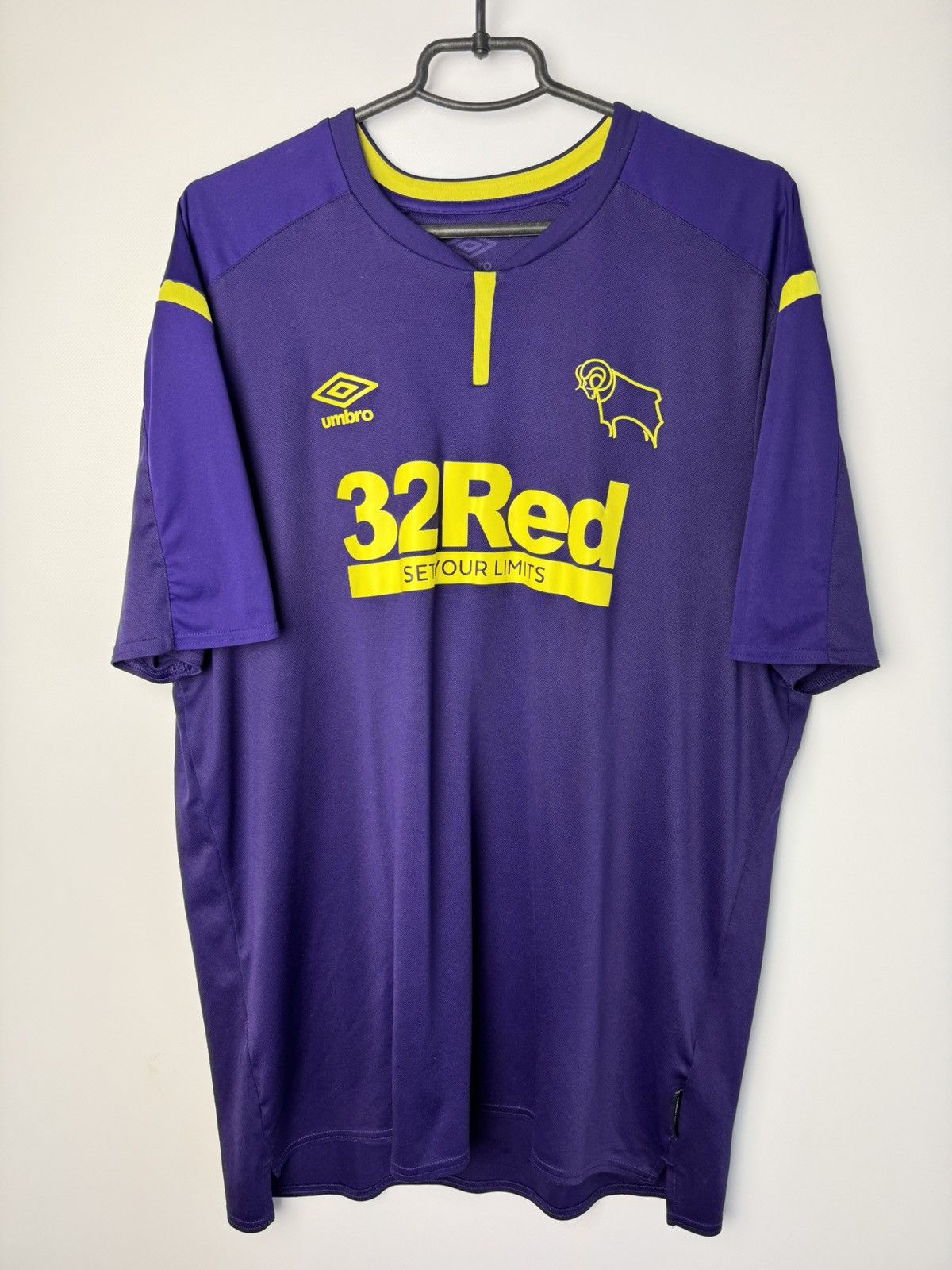 Umbro Derby County 2021 2022 Third Football Soccer Jersey Umbro Size US XXL / EU 58 / 5 - 1 Thumbnail