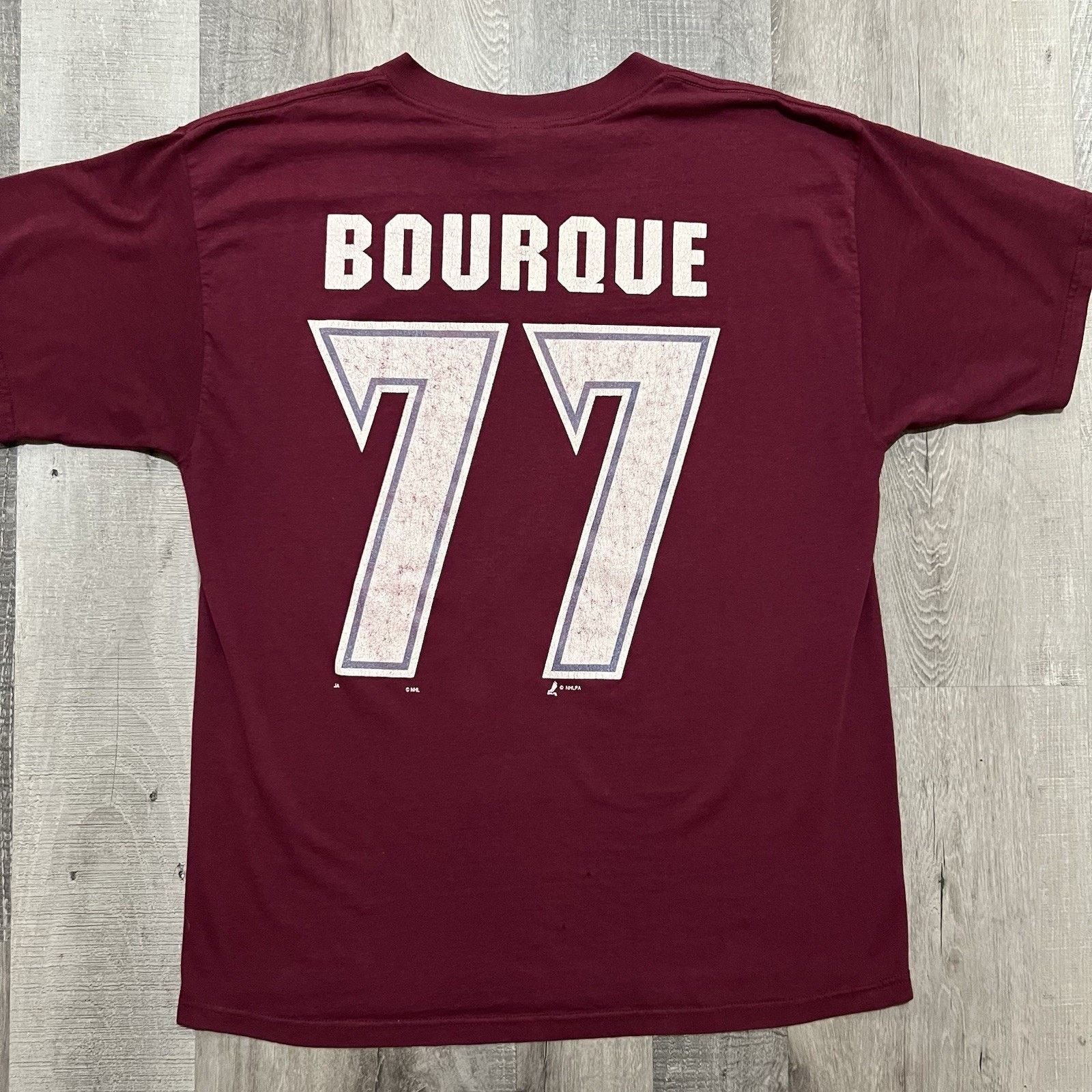 Tultex VTG Colorado Avalanche Red Y2K Hockey NHL T Shirt Size XL Size US XL / EU 56 / 4 - 2 Thumbnail