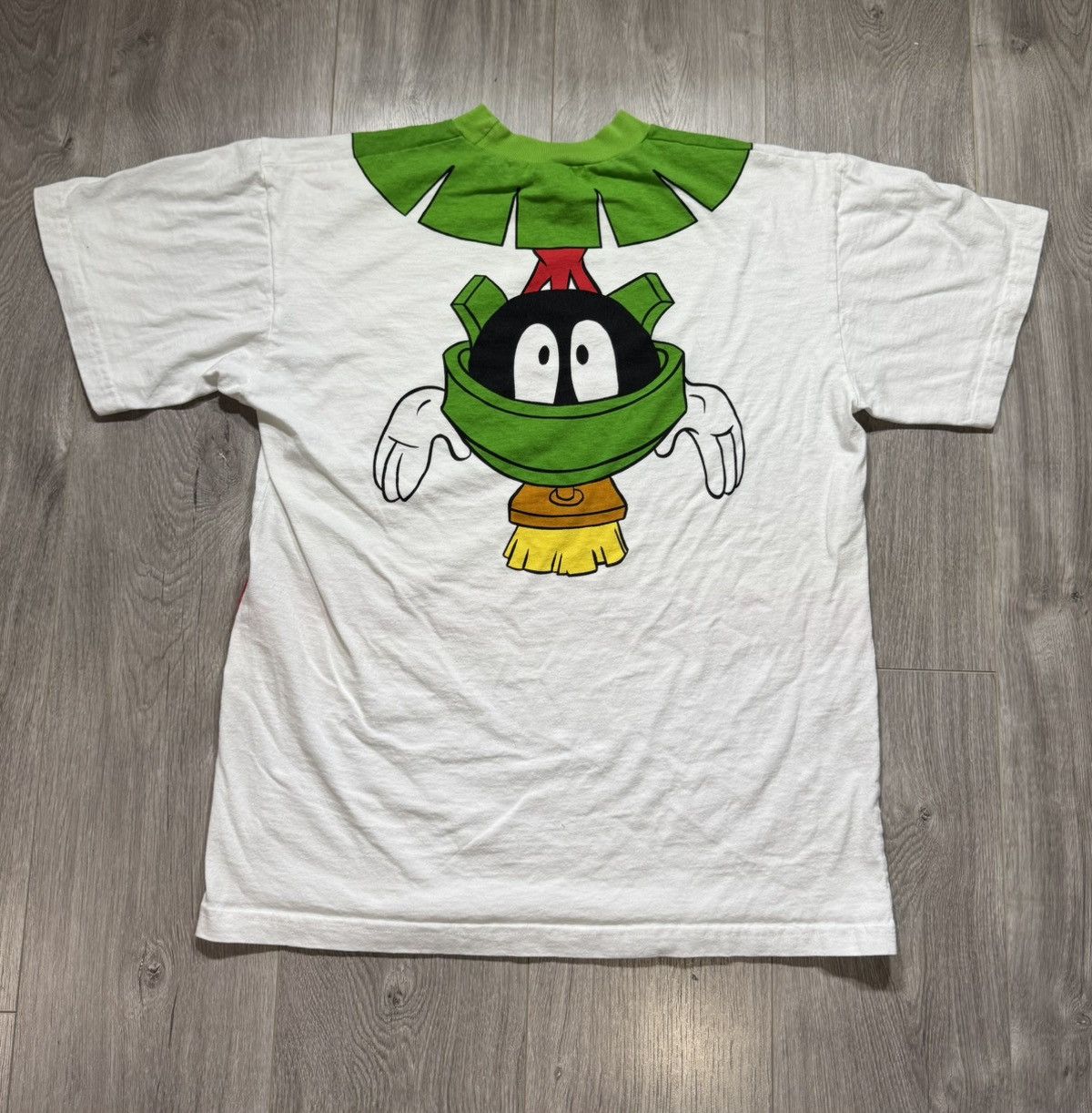 Warner Bros Vintage 1998 Marvin the Martian “Unworldly” AOP TShirt Size US L / EU 52-54 / 3 - 2 Thumbnail