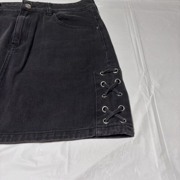 Pacsun Pacsun Black Denim Jean Skirt Size 28 with side laceup Size 28" / US 6 / IT 42 - 2 Thumbnail
