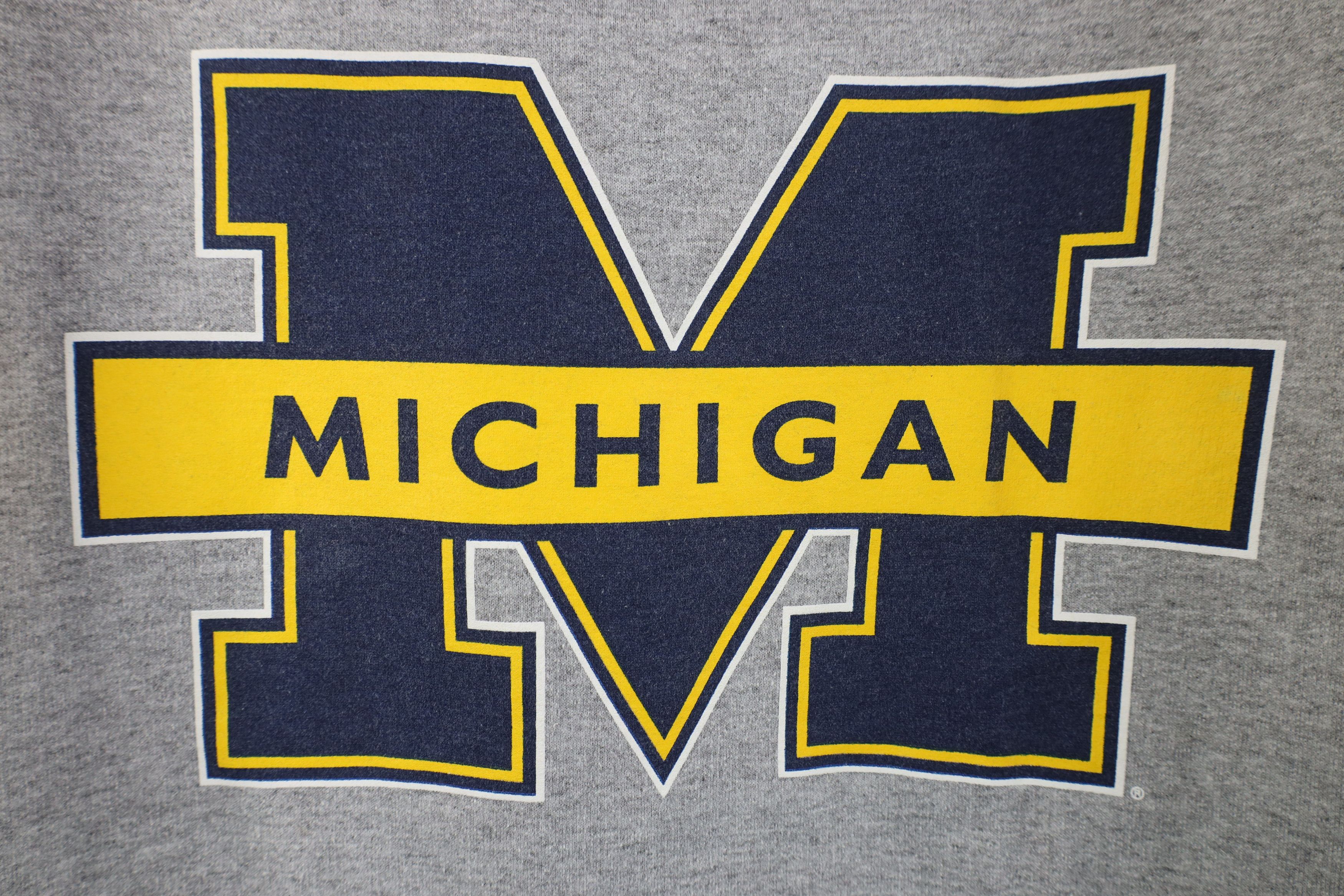 Vintage Vintage 90s Y2K Block M University of Michigan Sweatshirt Size US XL / EU 56 / 4 - 4 Thumbnail