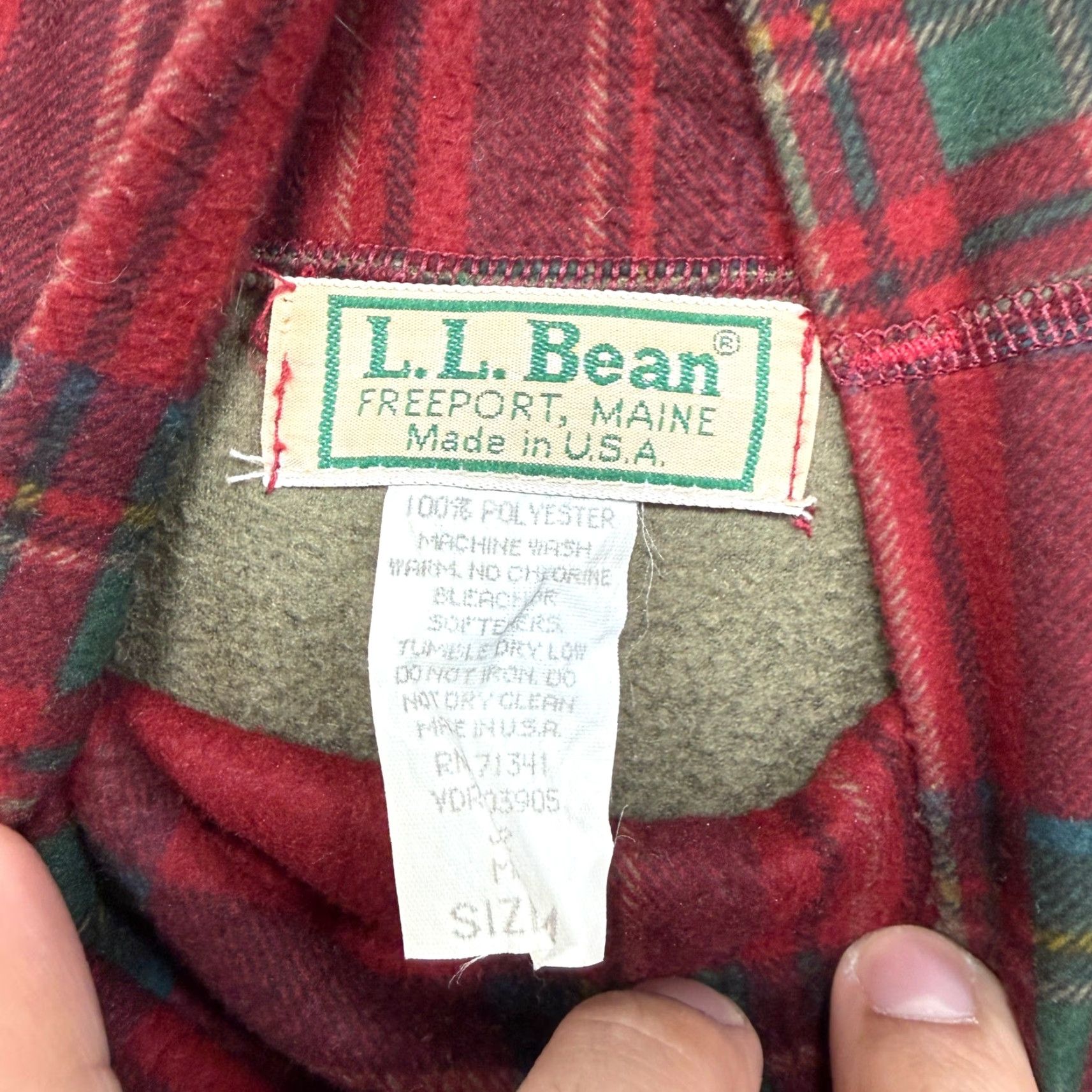 Vintage VINTAGE L.L. Bean Turtleneck Shirt Mens M Red Plaid Fleece Lined Made In USA Size US M / EU 48-50 / 2 - 5 Thumbnail