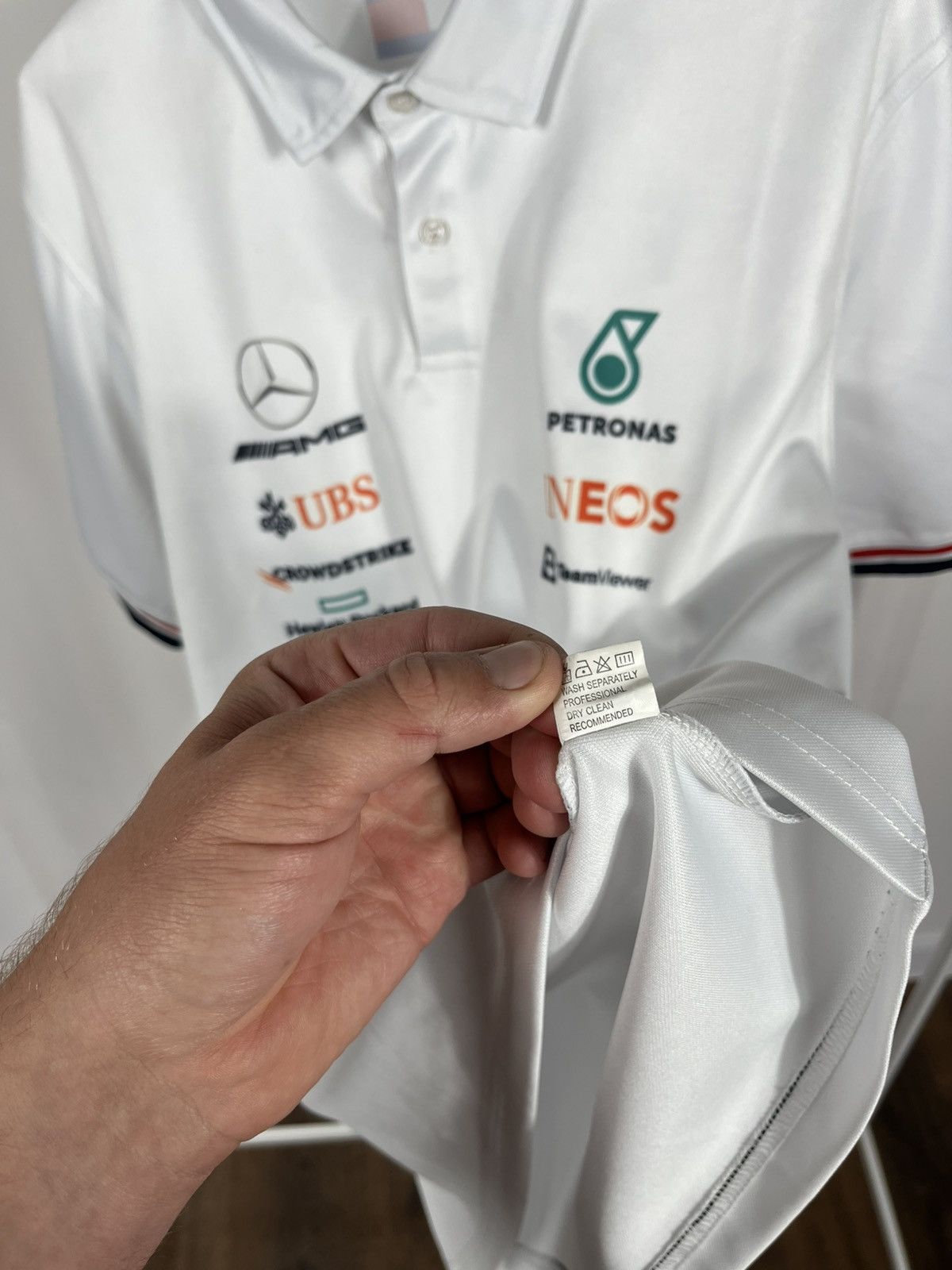 Mercedes-Benz Mercedes AMG Petronas F1 Team Polo Shirt Tommy Hilfiger L Size US L / EU 52-54 / 3 - 9 Thumbnail