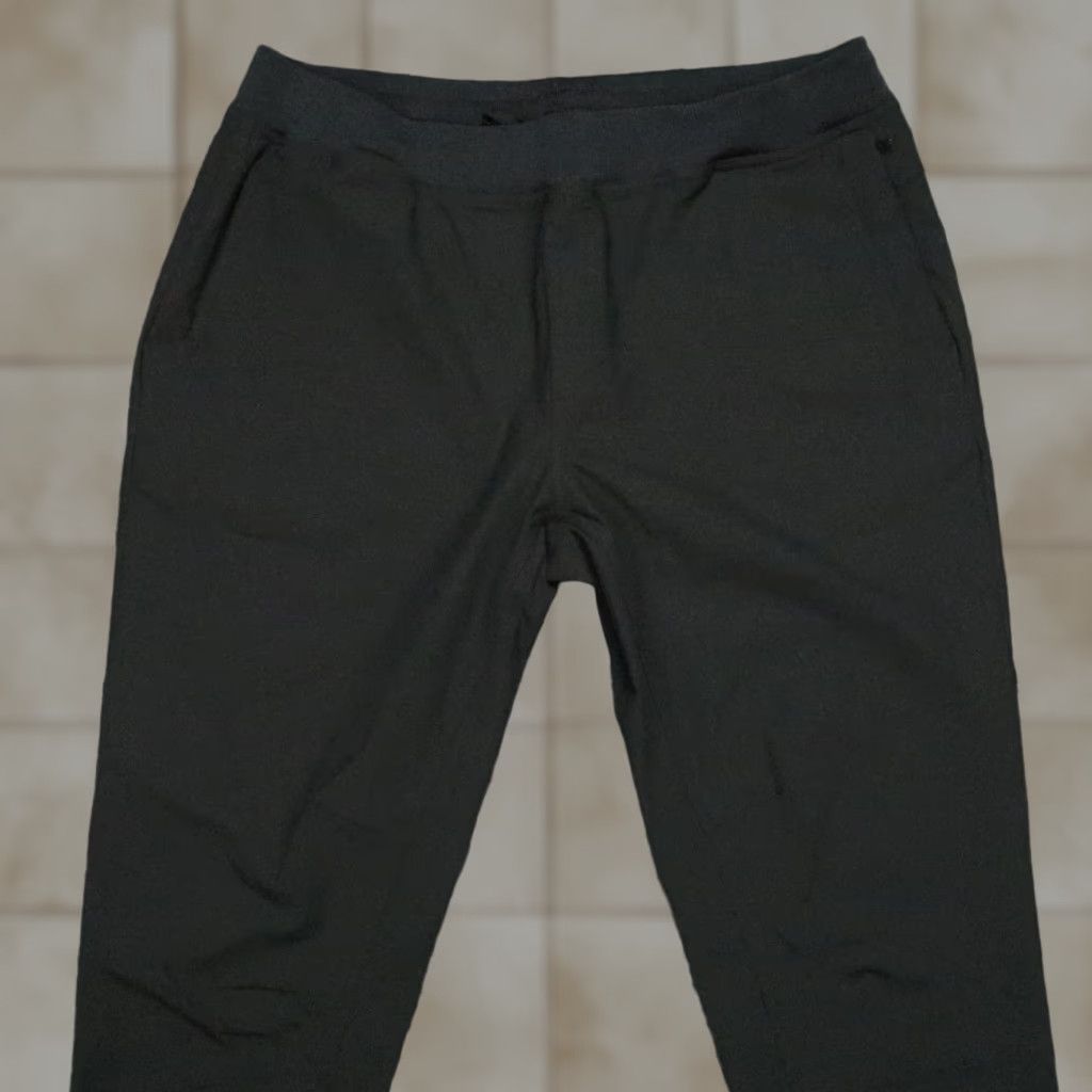 Vintage LEGENDS Pants Men XL Black Aviation Athletic Jogger Performance Zip Pocket Size US 36 / EU 52 - 1 Thumbnail