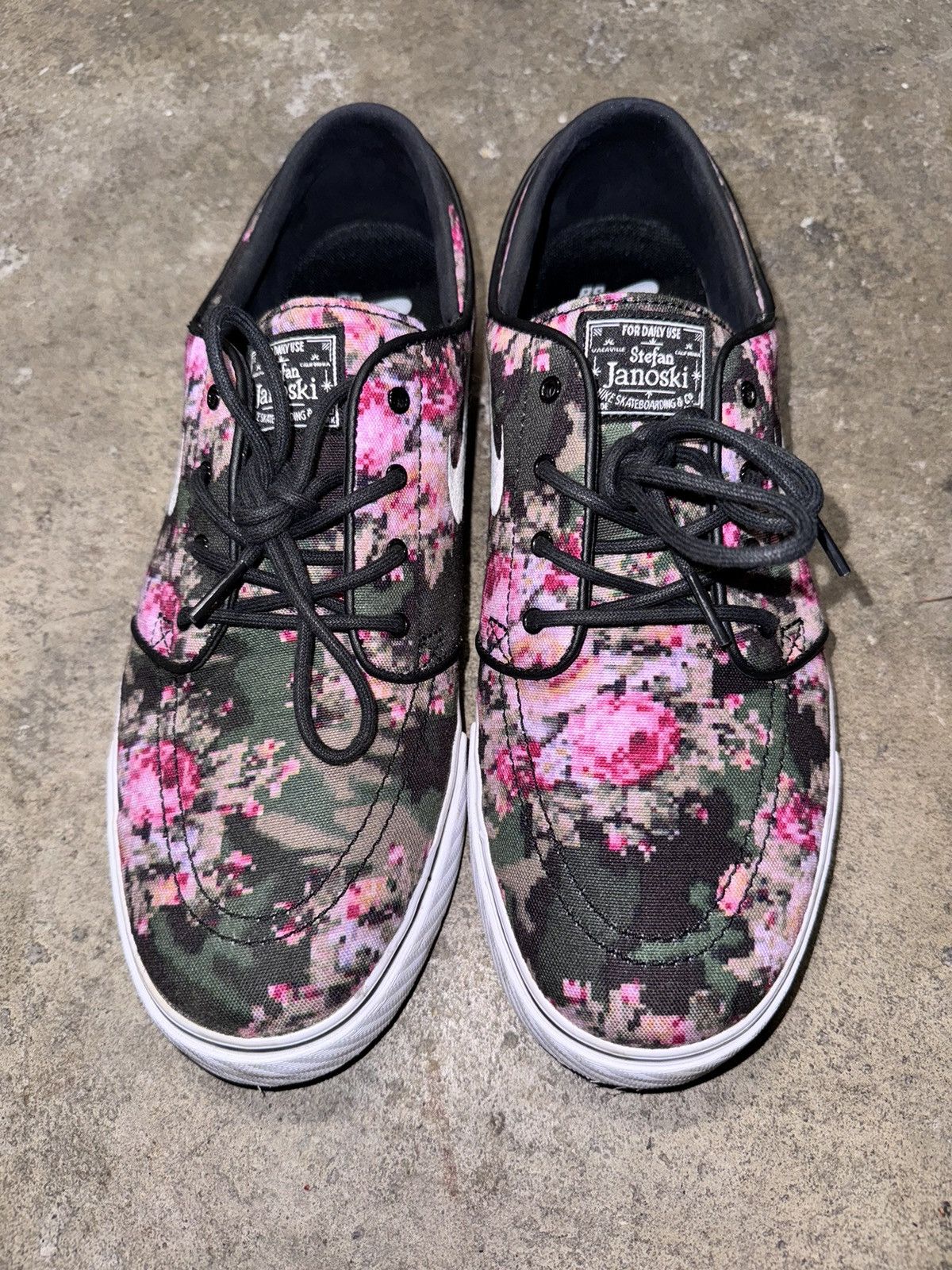 Nike × Nike SB Nike SB Stefan Janoski Zoom Digi Floral Pink 2013 Size US 10.5 / EU 43-44 - 2 Thumbnail