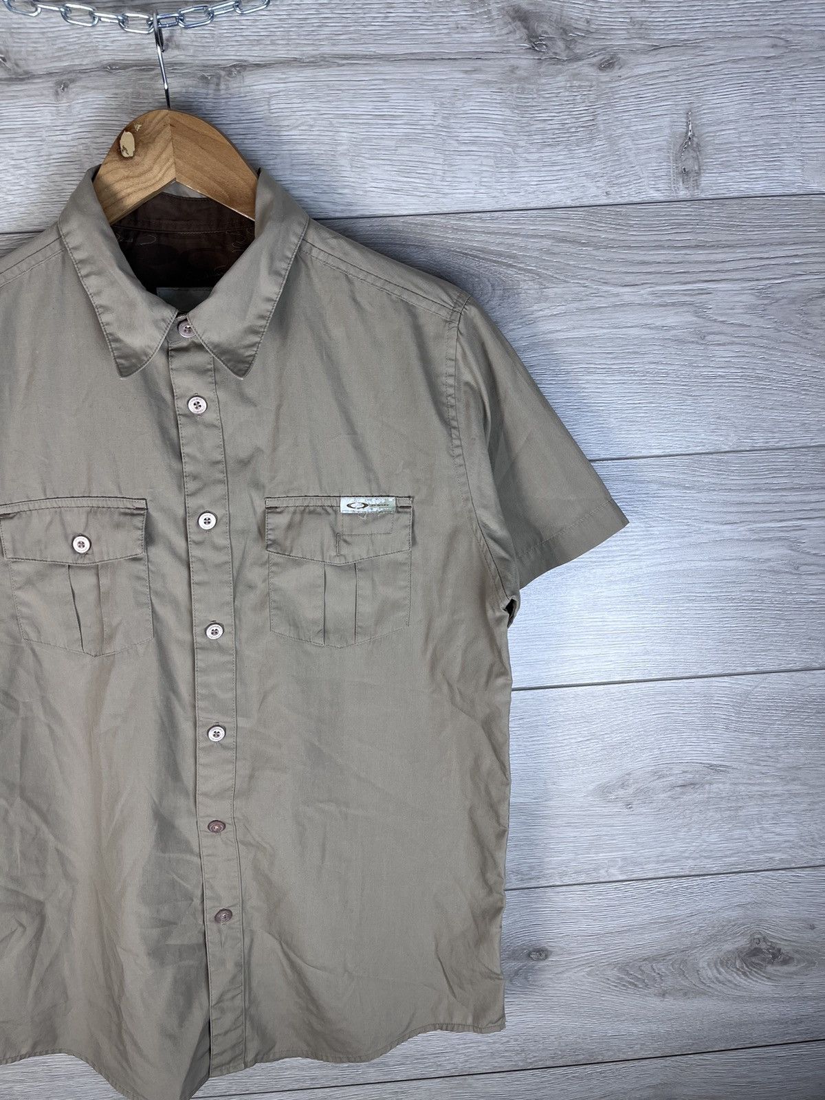 Oakley Vintage men’s t-shirt Oakley size S Y2K outdoor live Size US S / EU 44-46 / 1 - 3 Thumbnail