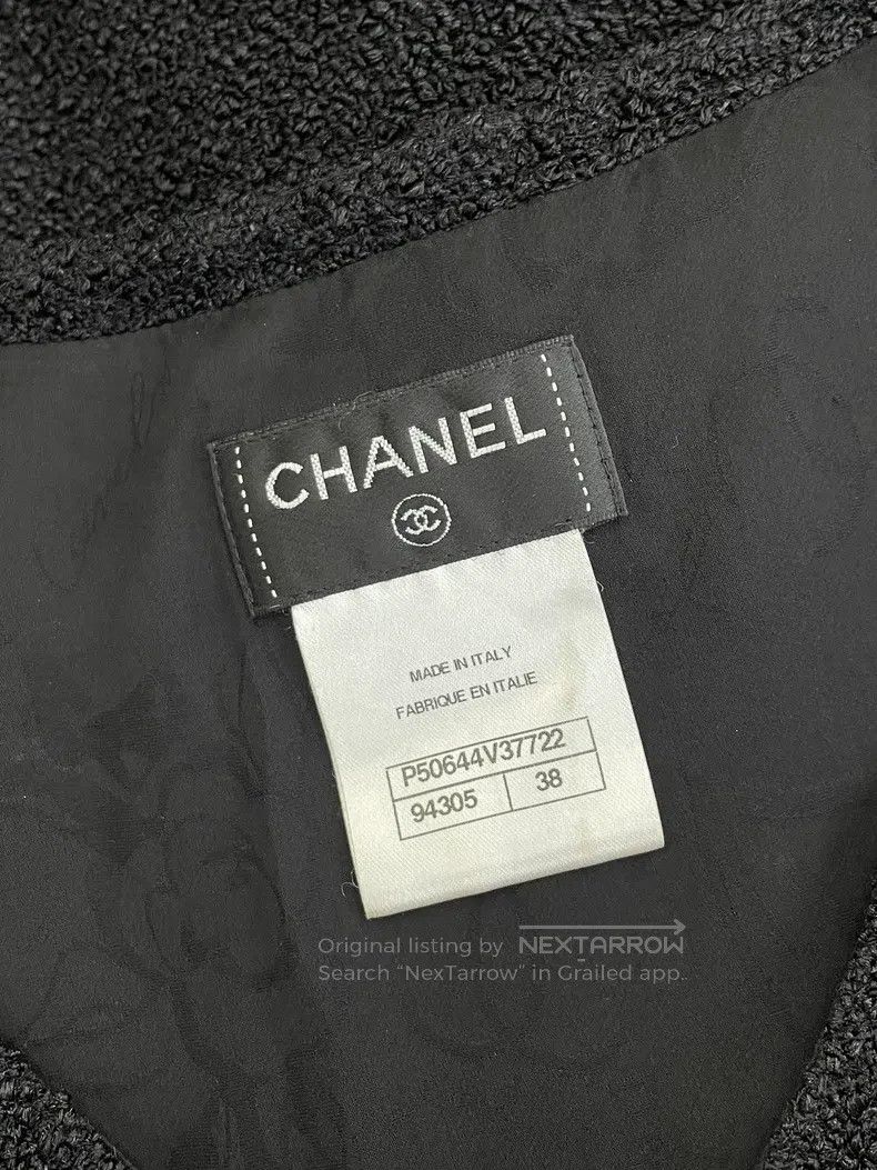 Chanel Chanel Black V-neck short sleeves Size XS / US 0-2 / IT 36-38 - 5 Thumbnail