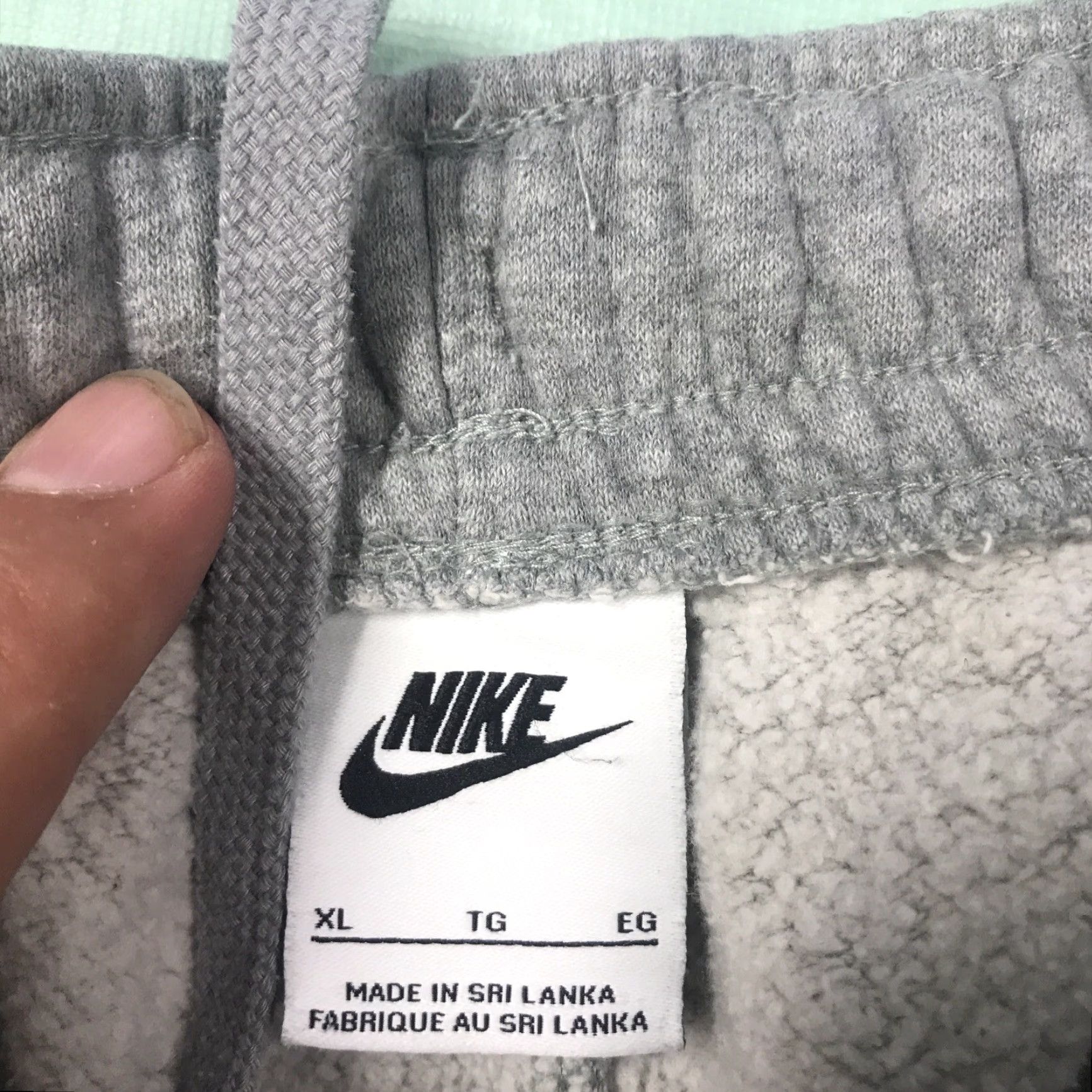 Nike VINTAGE Nike Casual Sweatpants w/ Drawstring Mens XL Gray Sweatpants Activewear Nike Mens XL Gray Size US 36 / EU 52 - 3 Thumbnail