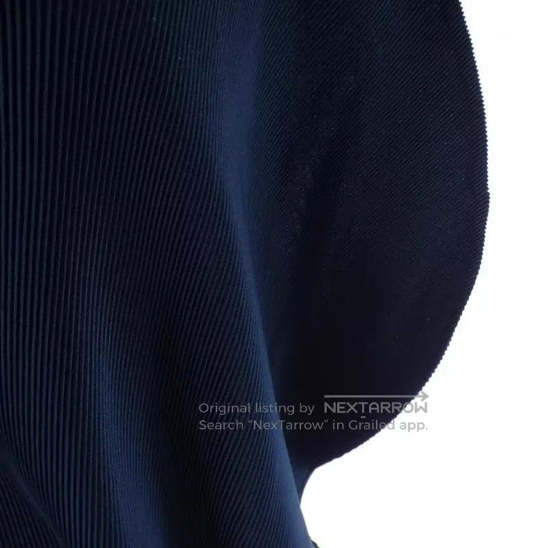 Issey Miyake Issey Miyake Vertical Pleated Top Size M / US 6-8 / IT 42-44 - 4 Thumbnail