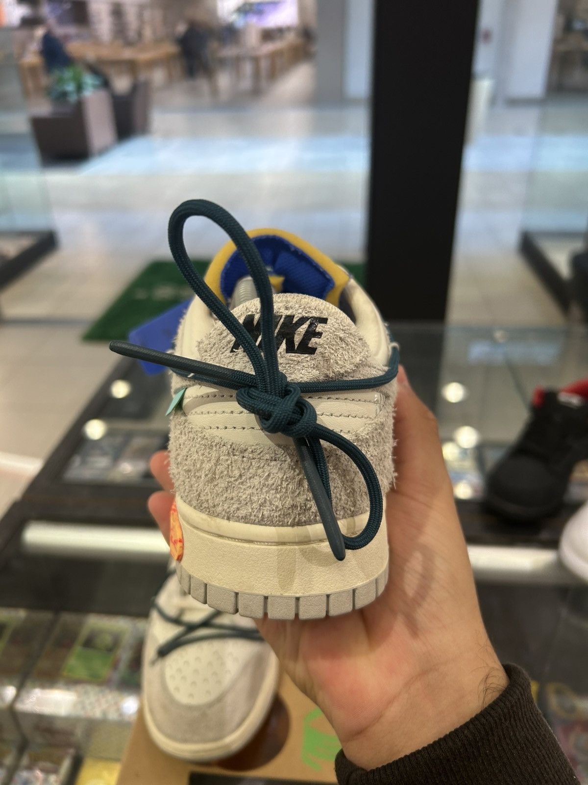 Nike dunk low off-white lot 16