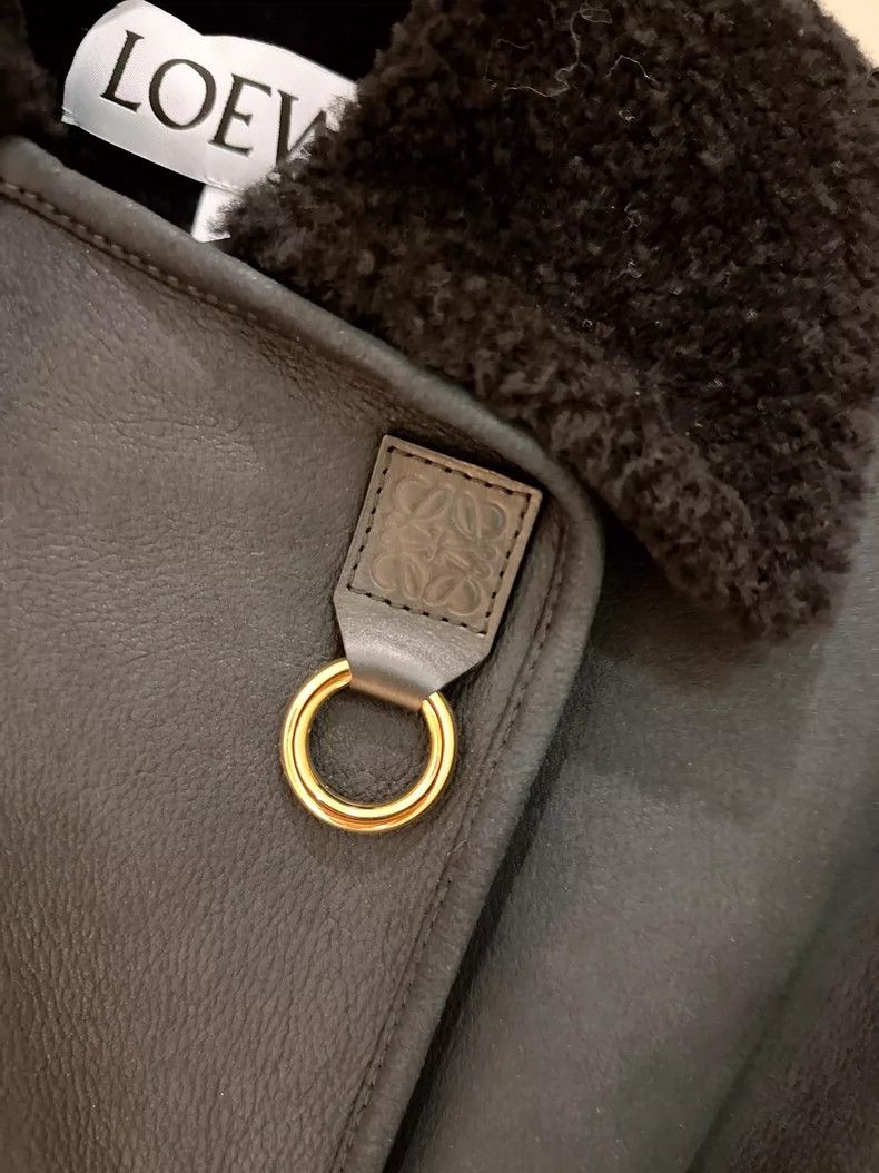 Loewe LOEWE Black lamb fur coat with turned-down collar Size S / US 4 / IT 40 - 5 Thumbnail