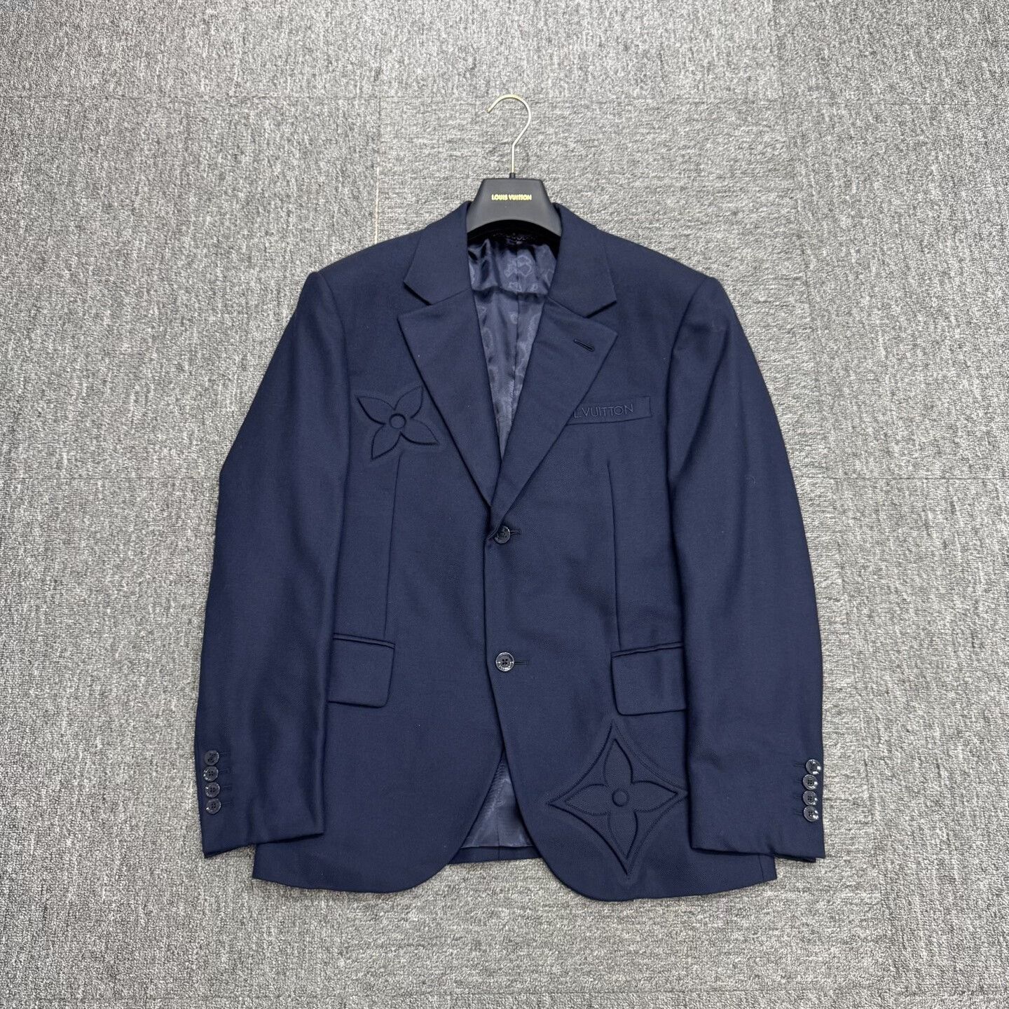 louis vuitton embossed clover wool blazer