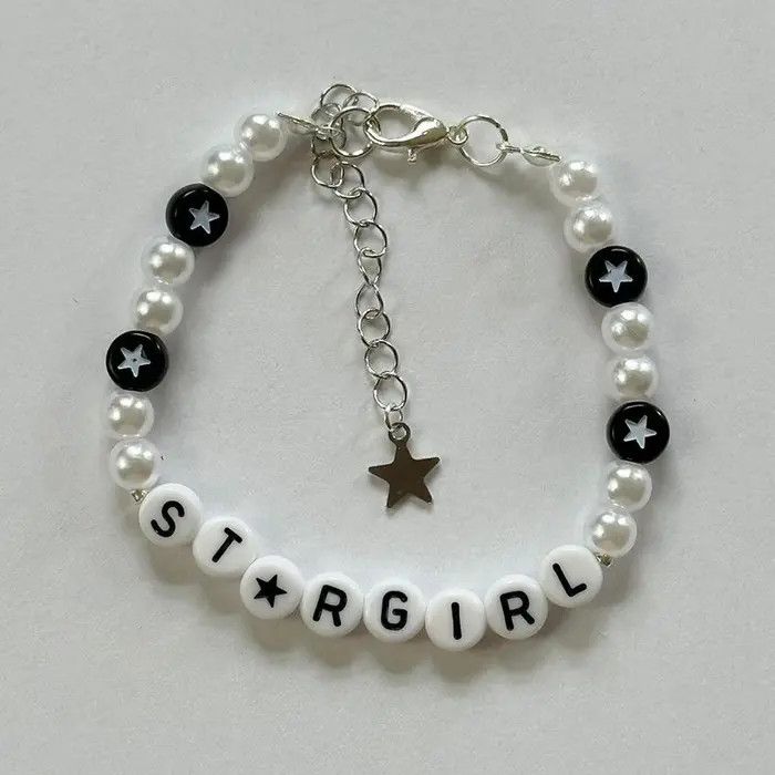 Other Black White Beaded Bracelet Size ONE SIZE - 2 Thumbnail