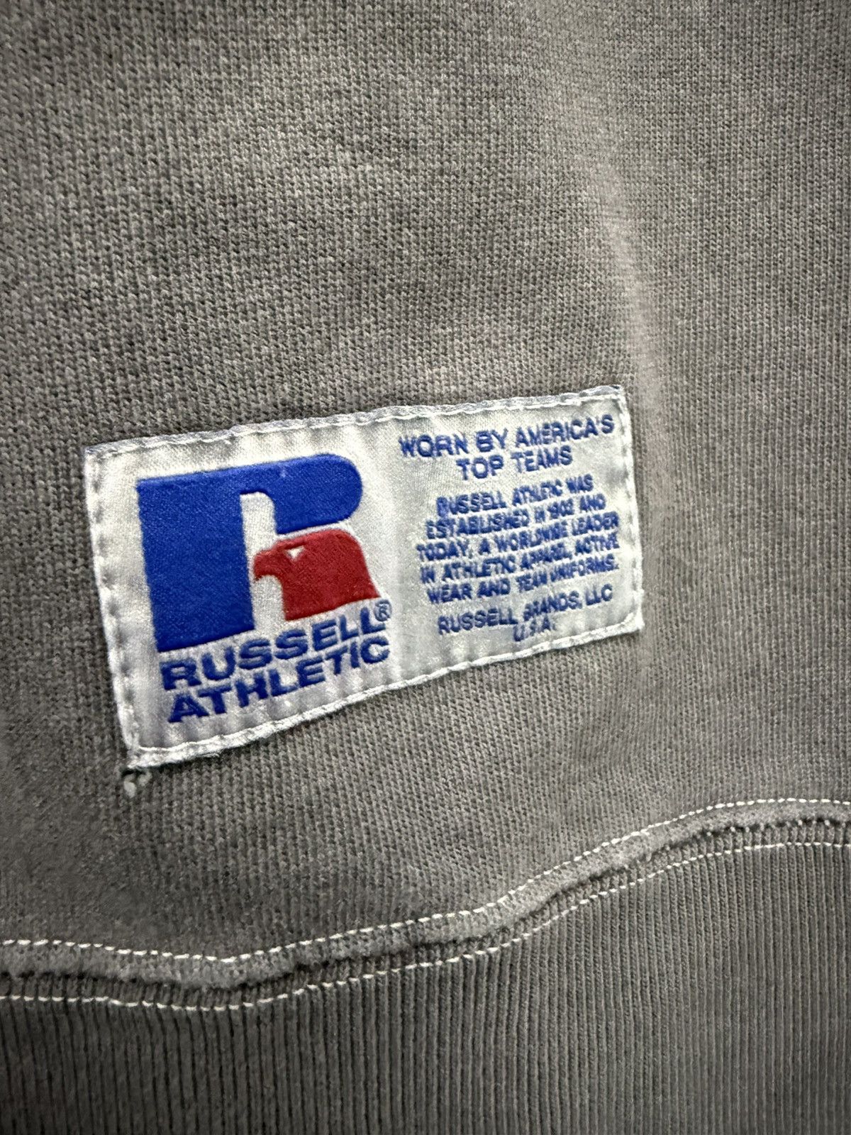 Russell Athletic 🔥 Russel Athletic Dyed Distressed Plain Roundneck Sweat Size US M / EU 48-50 / 2 - 4 Thumbnail