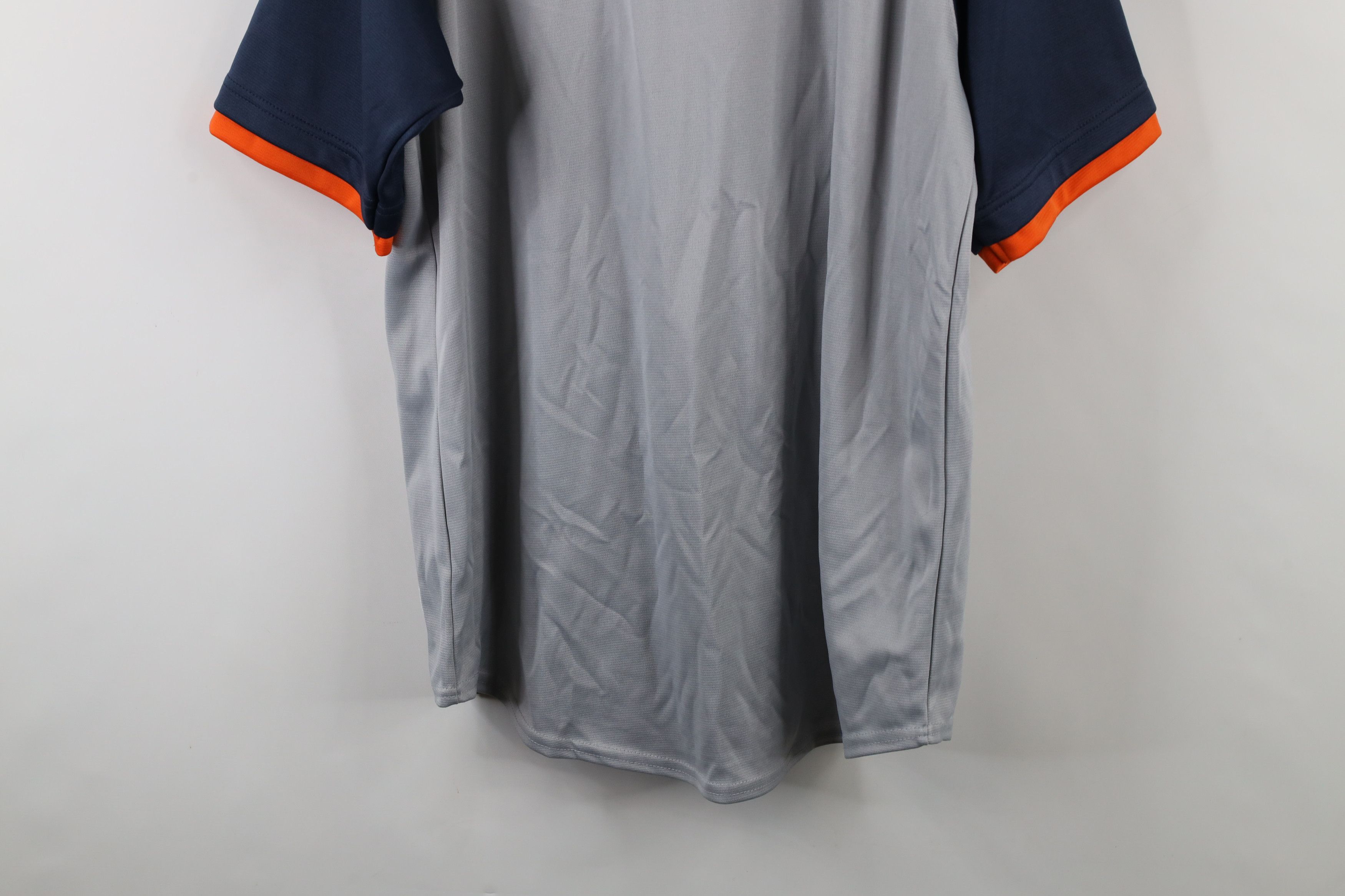 Vintage Vintage Old English D Detroit Tigers Baseball Jersey Gray Size US L / EU 52-54 / 3 - 12 Thumbnail