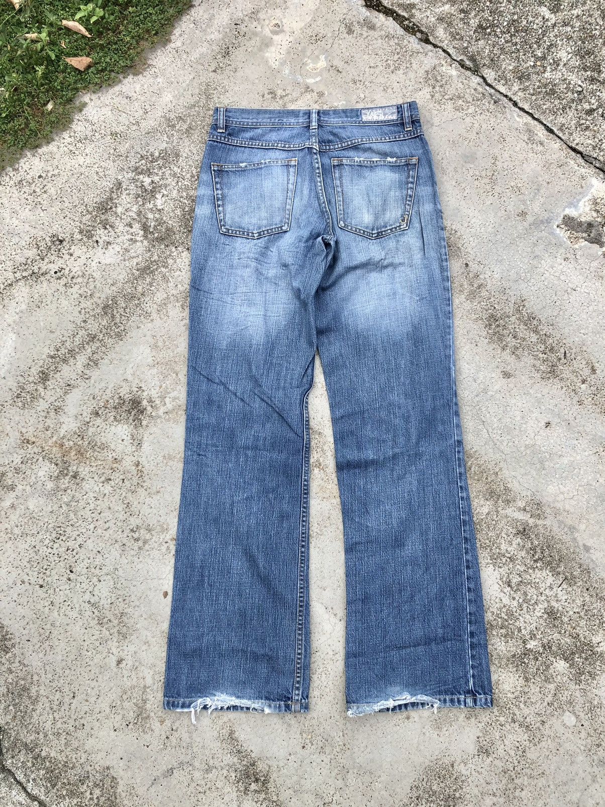 Hypebeast FLARED WASHED BLUE JEANS BY JAG DENIM Size US 30 / EU 46 - 5 Thumbnail