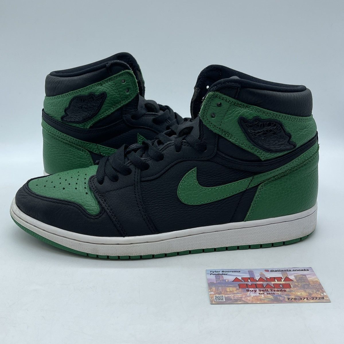 Jordan Brand Air Jordan 1 high pine green 2.0 Size US 10.5 / EU 43-44 - 1 Thumbnail
