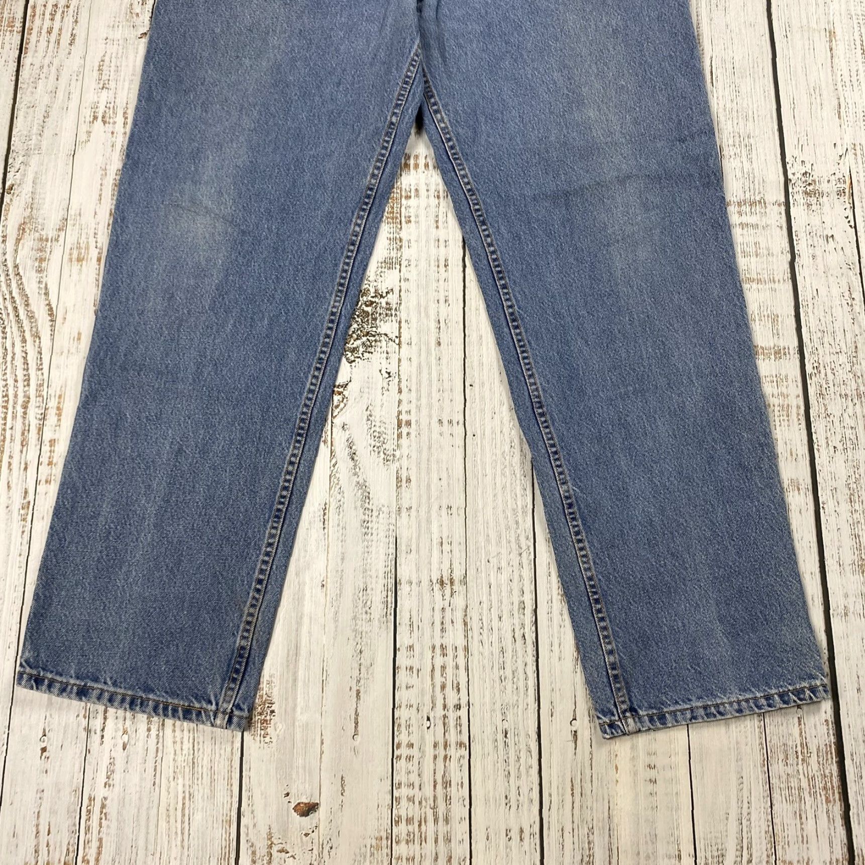 Levi's VINTAGE Levi's 540 Jeans 44x34 Relaxed Fit Blue Signature Made in USA 1990s Mens Size US 44 / EU 60 - 3 Thumbnail