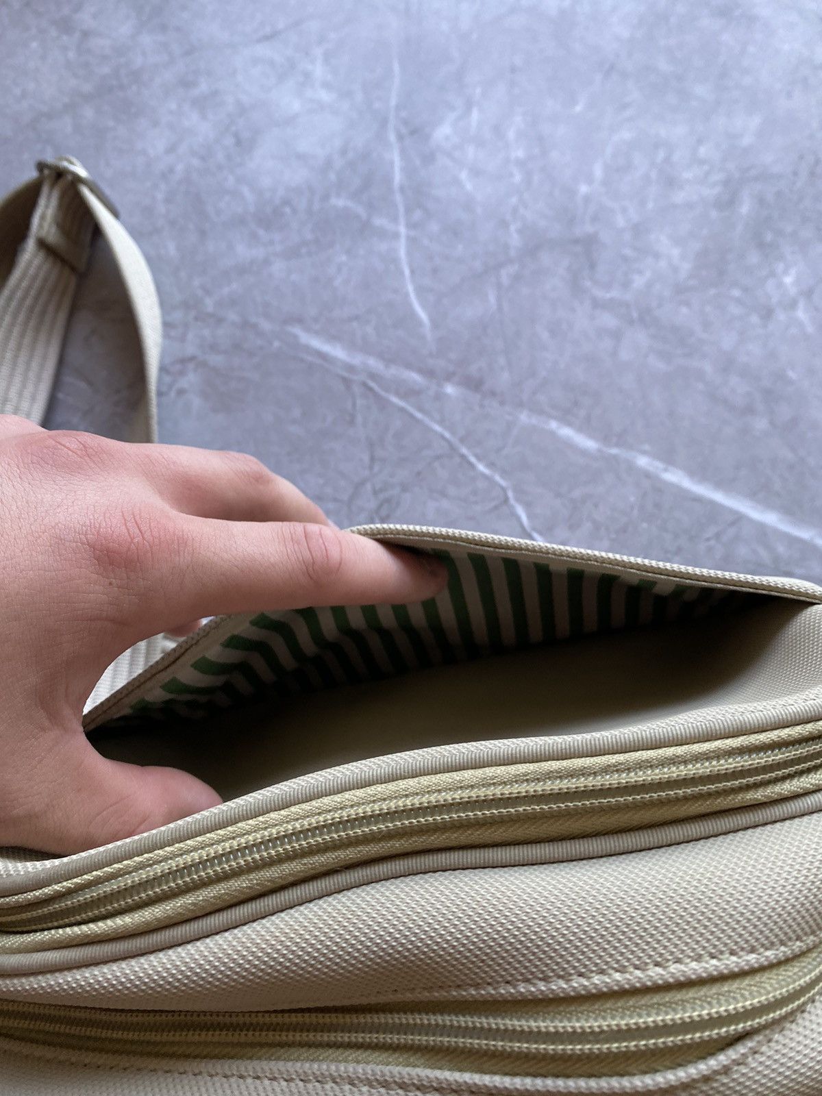 Lacoste Vintage Y2K Lacoste Crossbody Messenger Bag Adjustable Strap Size ONE SIZE - 6 Thumbnail