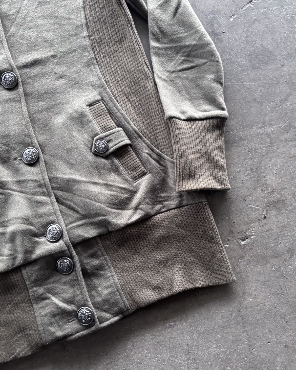 Japanese Brand Vkei style Button Up Sweatshirt Size US L / EU 52-54 / 3 - 2 Thumbnail