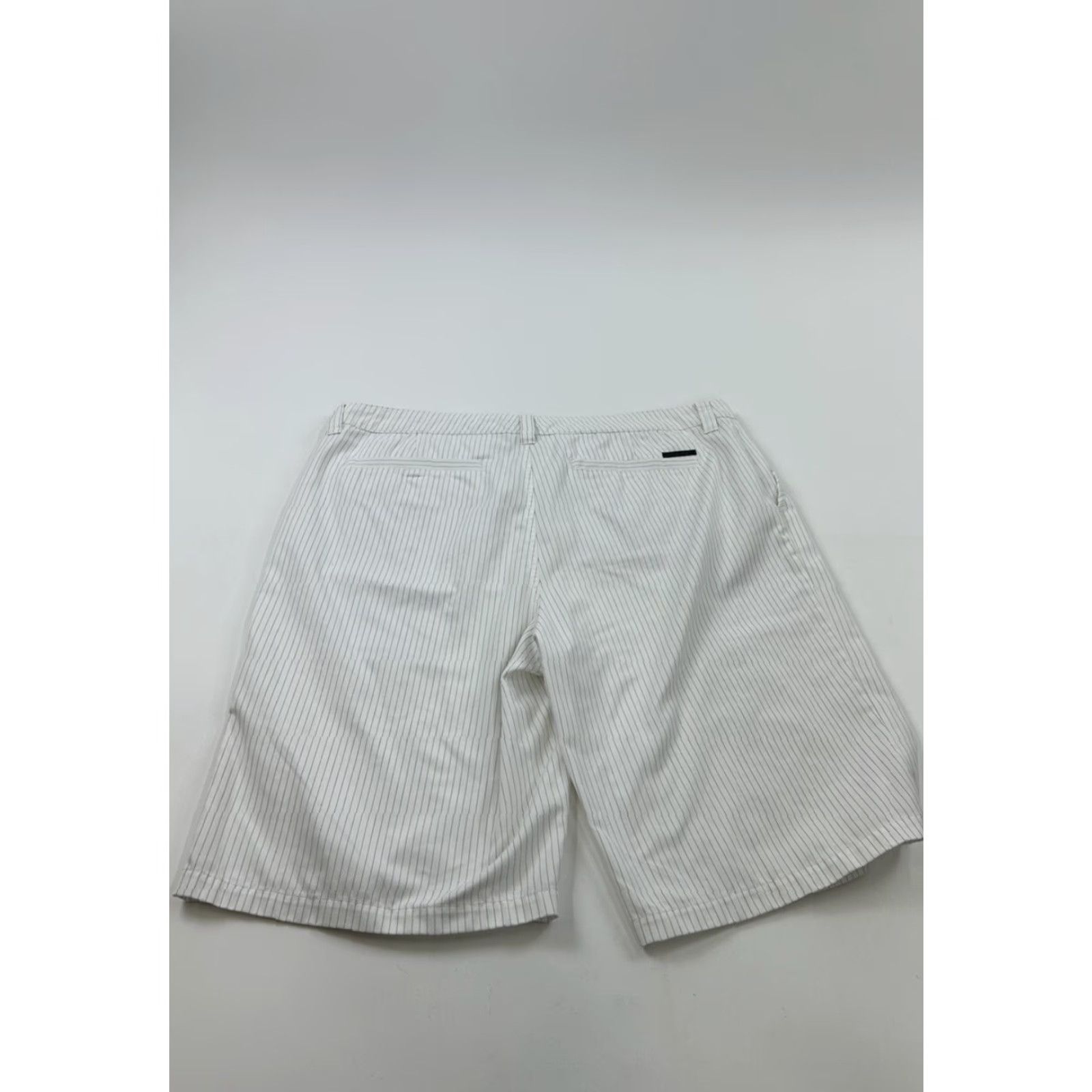 Quiksilver VINTAGE Quiksilver Shorts Men’s 40 White Pin Striped Baggy Size US 40 / EU 56 - 2 Thumbnail
