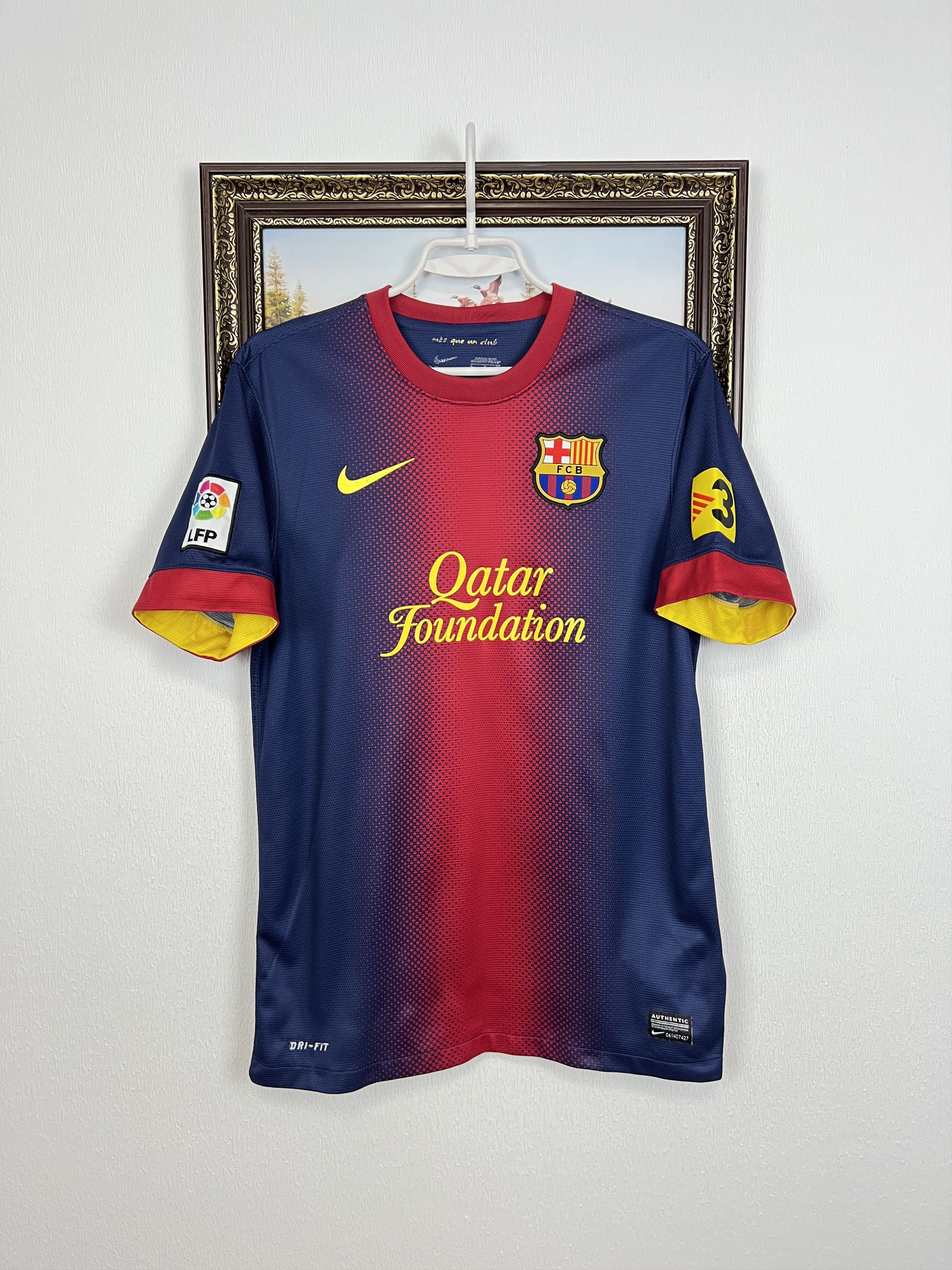 Nike Barcelona football shirt 2012 Soccer #10 Messi Tee Hype Size US S / EU 44-46 / 1 - 3 Thumbnail