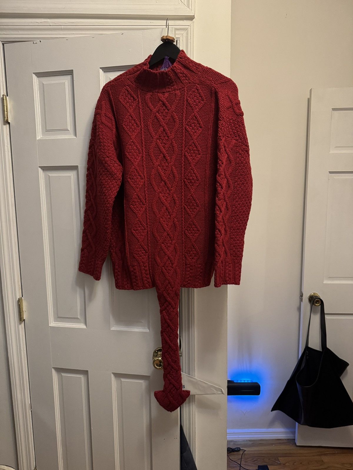 Loewe Rare william de morgan dragon devil red tail sweater Size US S / EU 44-46 / 1 - 3 Thumbnail