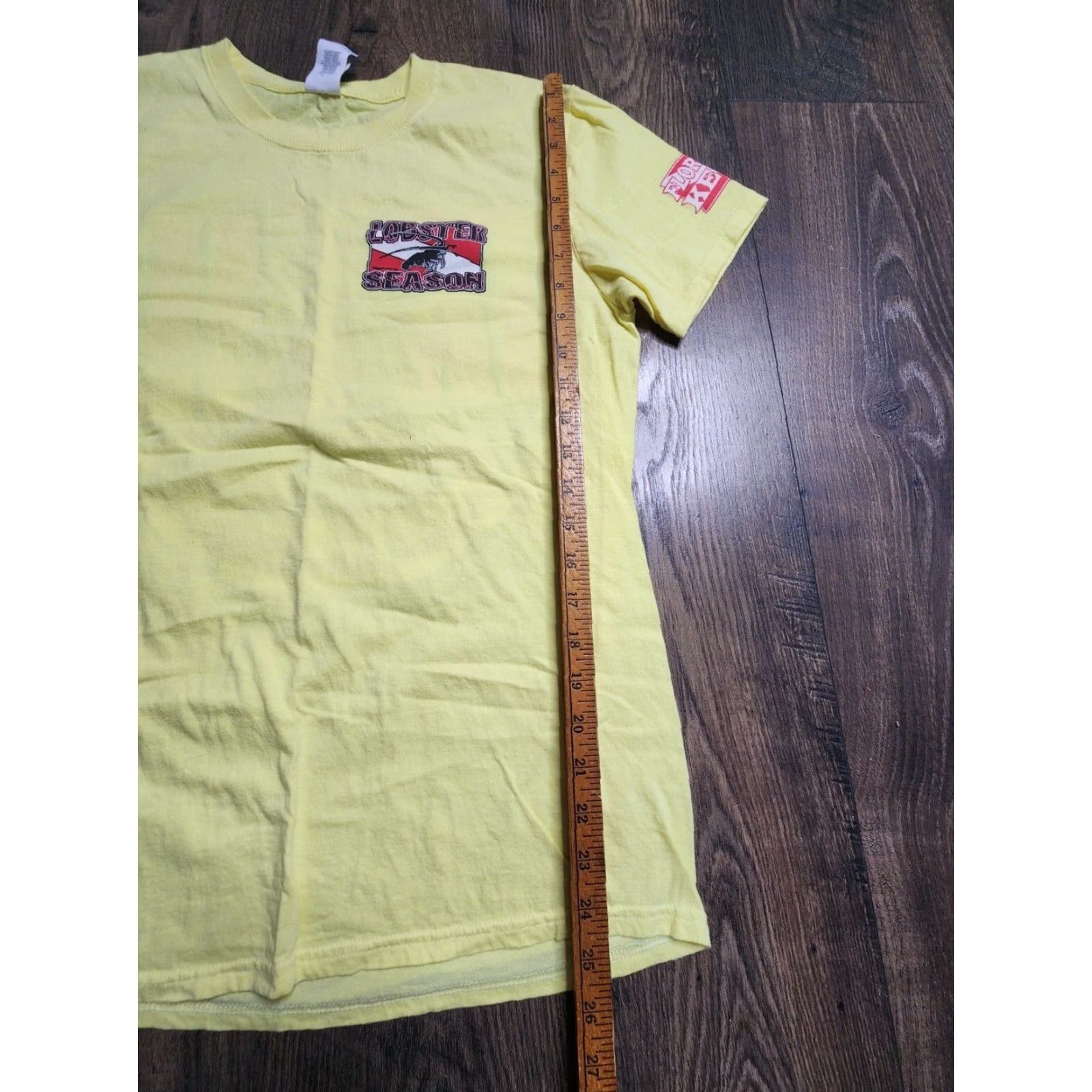 Vintage Gildan Heavy Cotton Graphic T Shirt Mens Yellow M Key West FL Lobster Design Short Sleeve Fall Season Cotton Tee Size US M / EU 48-50 / 2 - 2 Thumbnail
