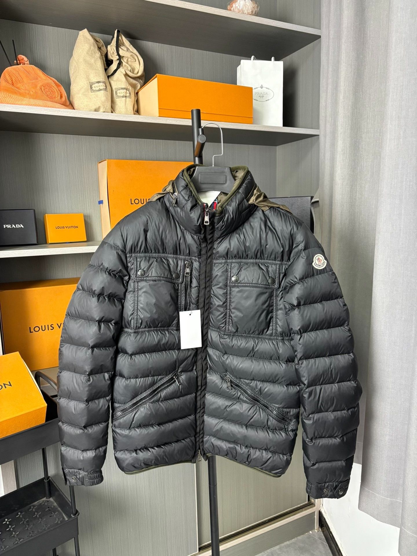 Moncler Moncler Down Black Heavy Coat XL Men Size US XL / EU 56 / 4 - 1 Thumbnail