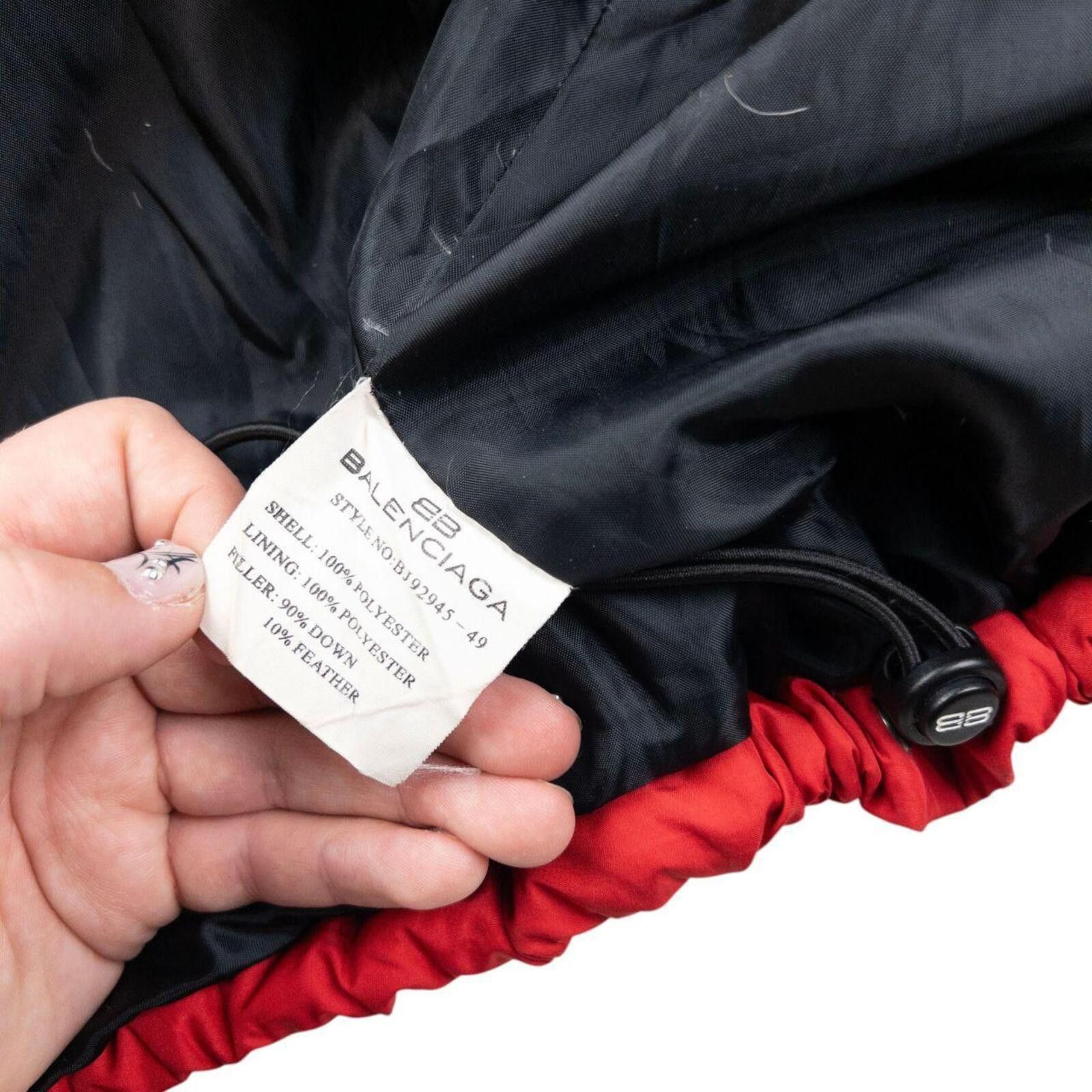 Balenciaga Vintage 90s Balenciaga Zip Up Puffer Jacket Size L Size US L / EU 52-54 / 3 - 6 Thumbnail