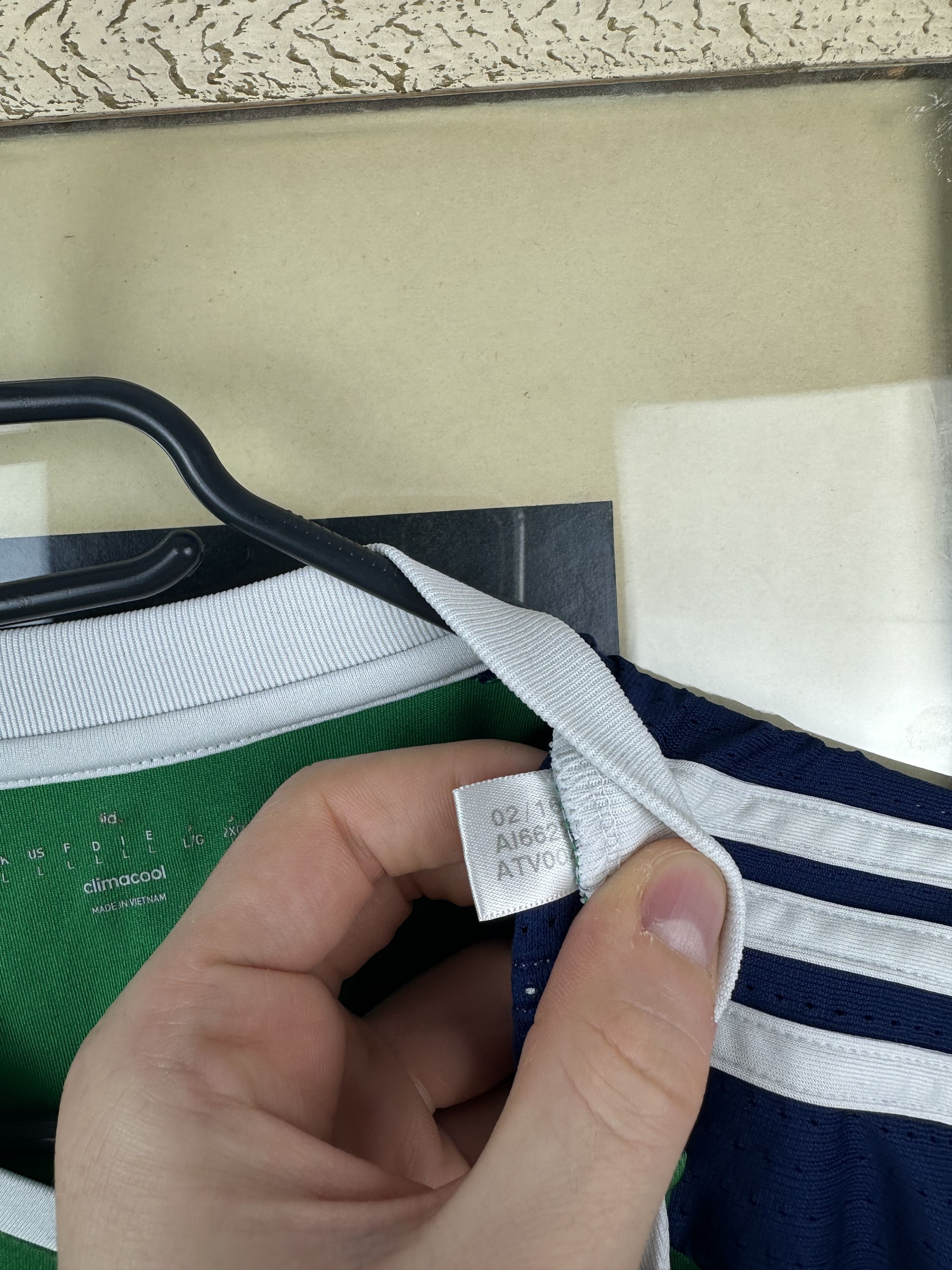 Adidas Northern Ireland football shirt 2015 #19 Allan Adidas Jersey Size US L / EU 52-54 / 3 - 10 Thumbnail