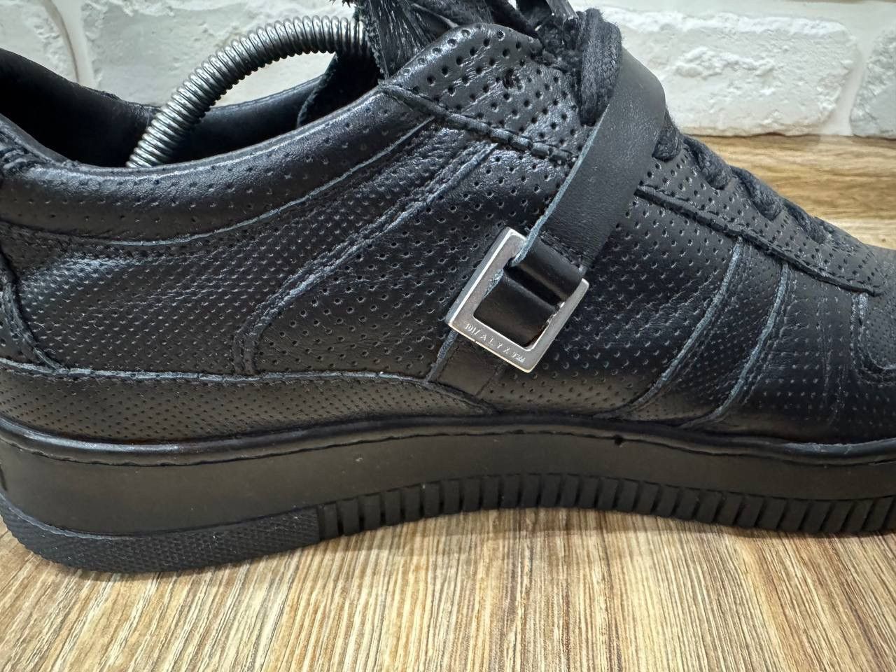 1017 ALYX 9SM 1017 ALYX 9SM Black Leather Buckle Sneakers Size US 8.5 / EU 41-42 - 11 Thumbnail