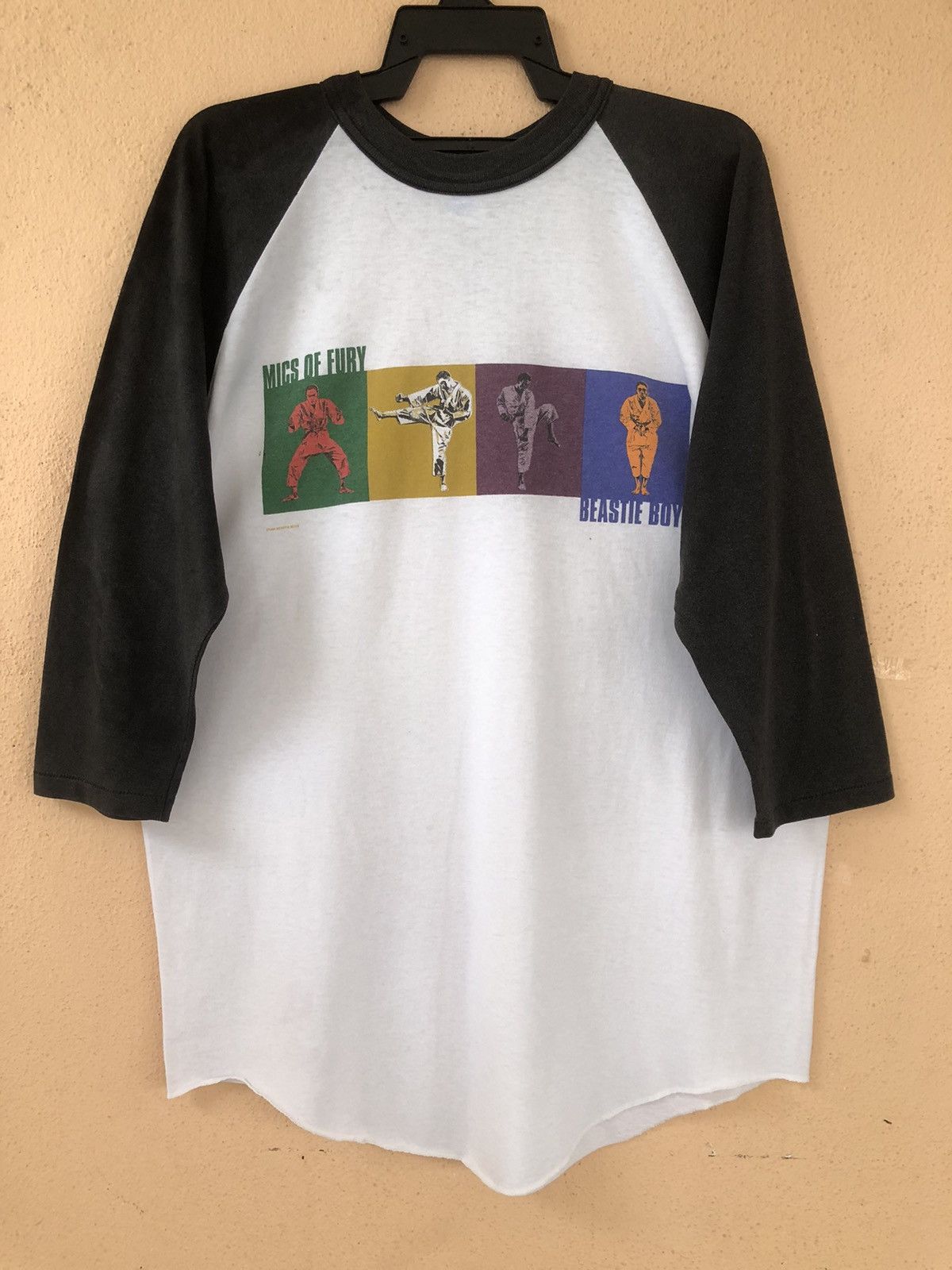 Band Tees × Rap Tees × Vintage Vintage 90s BEASTIE BOYS 3Q Raglan Shirt Size US XL / EU 56 / 4 - 1 Thumbnail