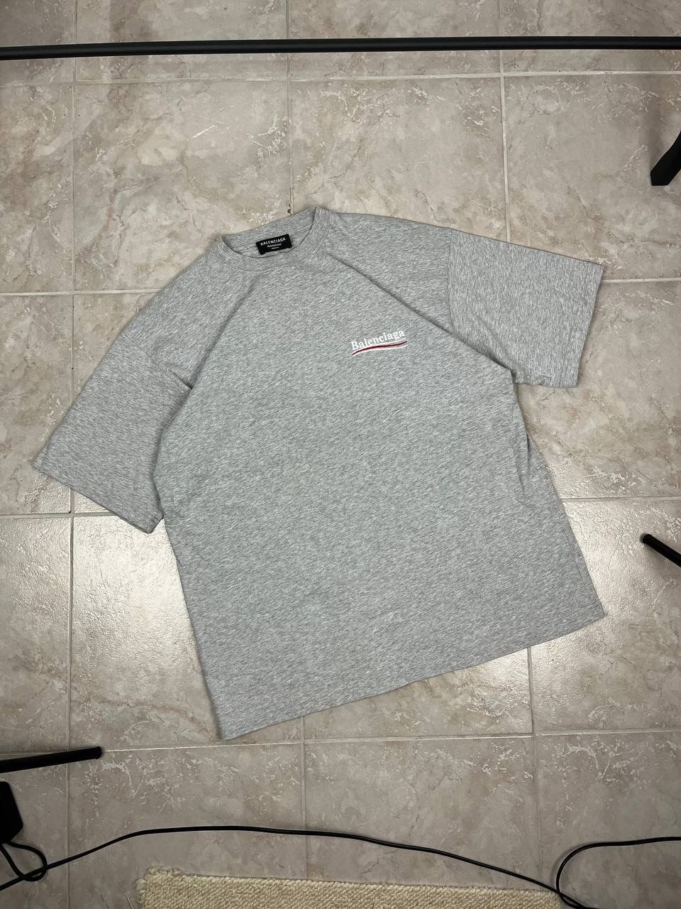 Balenciaga Balenciaga T-shirt Size US S / EU 44-46 / 1 - 1 Thumbnail
