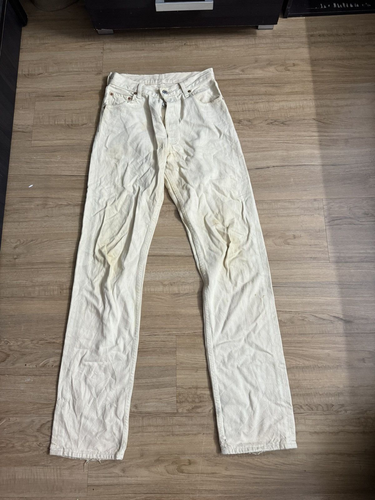image of Vintage Levis 501 Jeans in Beige, Men's (Size 29)