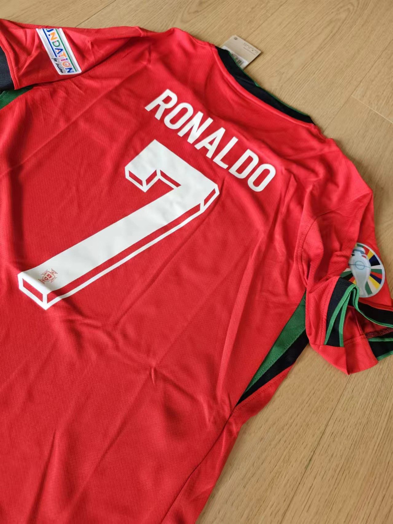 Other Portugal C Ronaldo Jersey Home 2024 Size US L / EU 52-54 / 3 - 4 Thumbnail