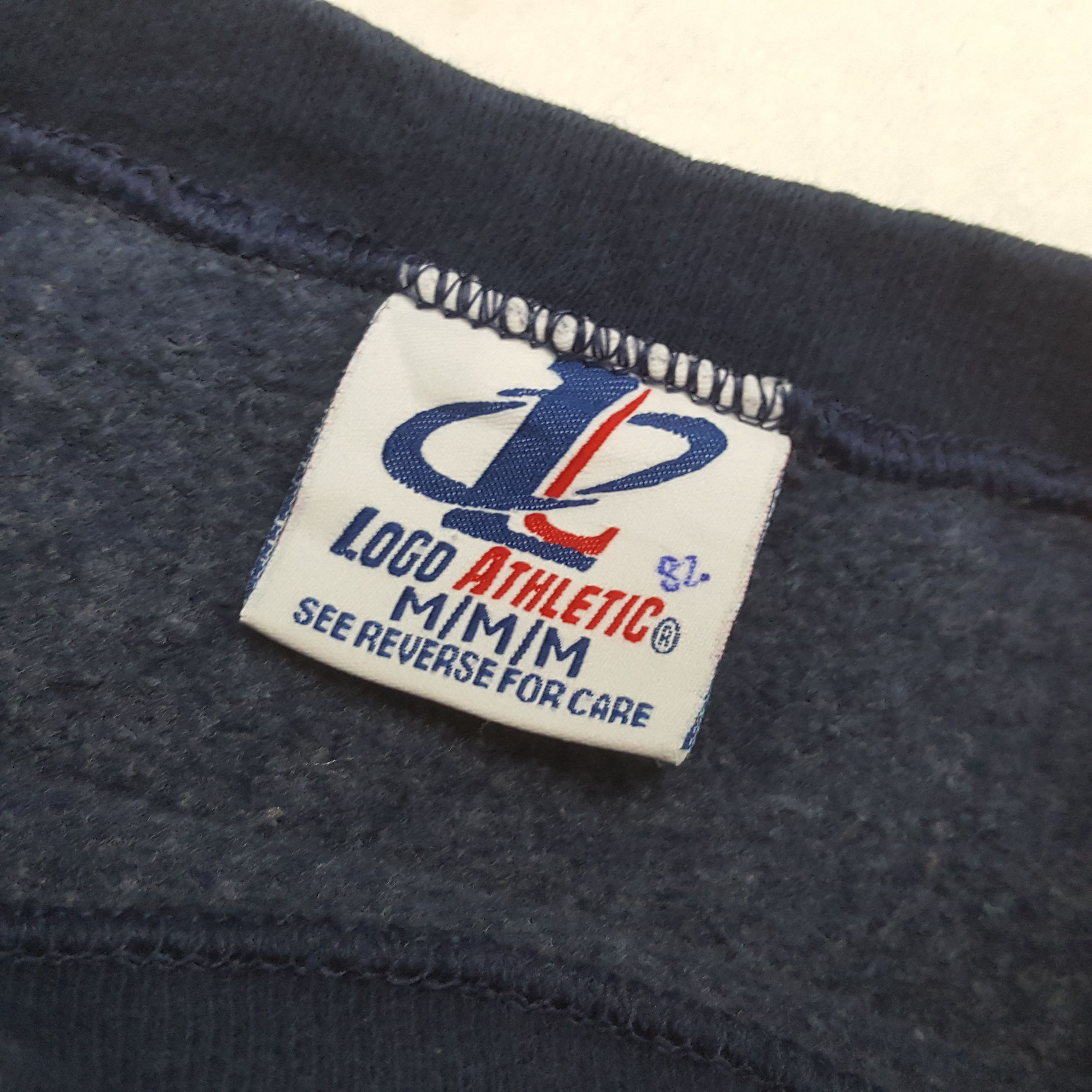 MLB Cleveland Indians Champions American League Sweatshirt RR6 Size US L / EU 52-54 / 3 - 4 Thumbnail