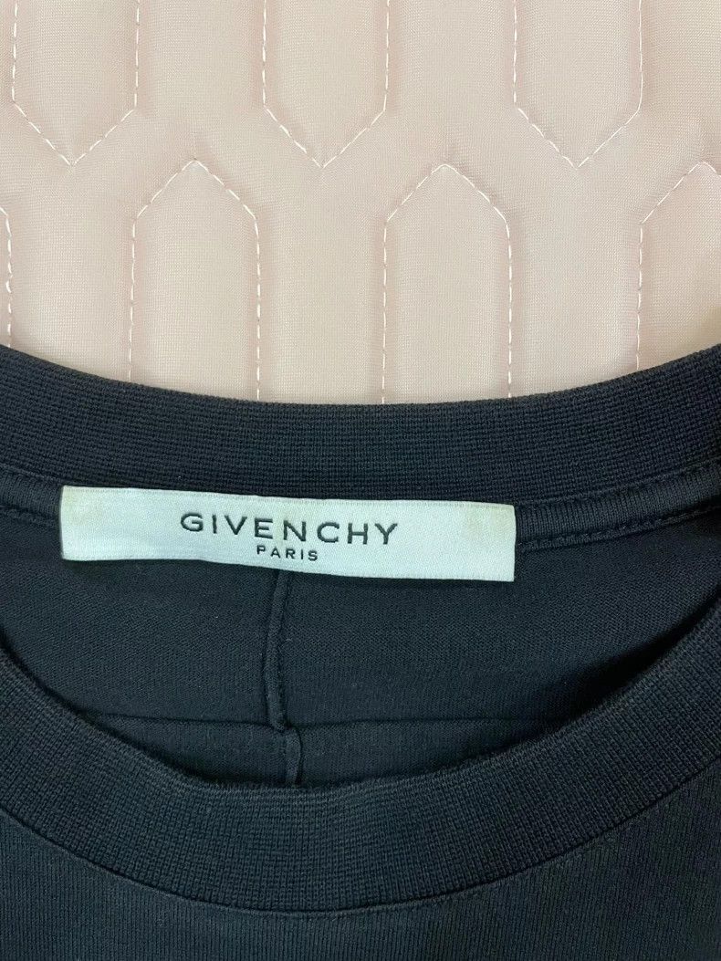 Givenchy Givenchy T-shirt, size XS Size US XS / EU 42 / 0 - 3 Thumbnail