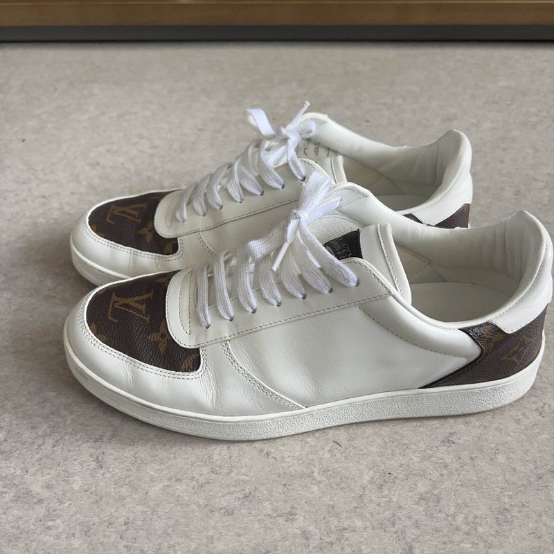 Louis Vuitton Rivoli Low Top Sneakers for Men 0079
