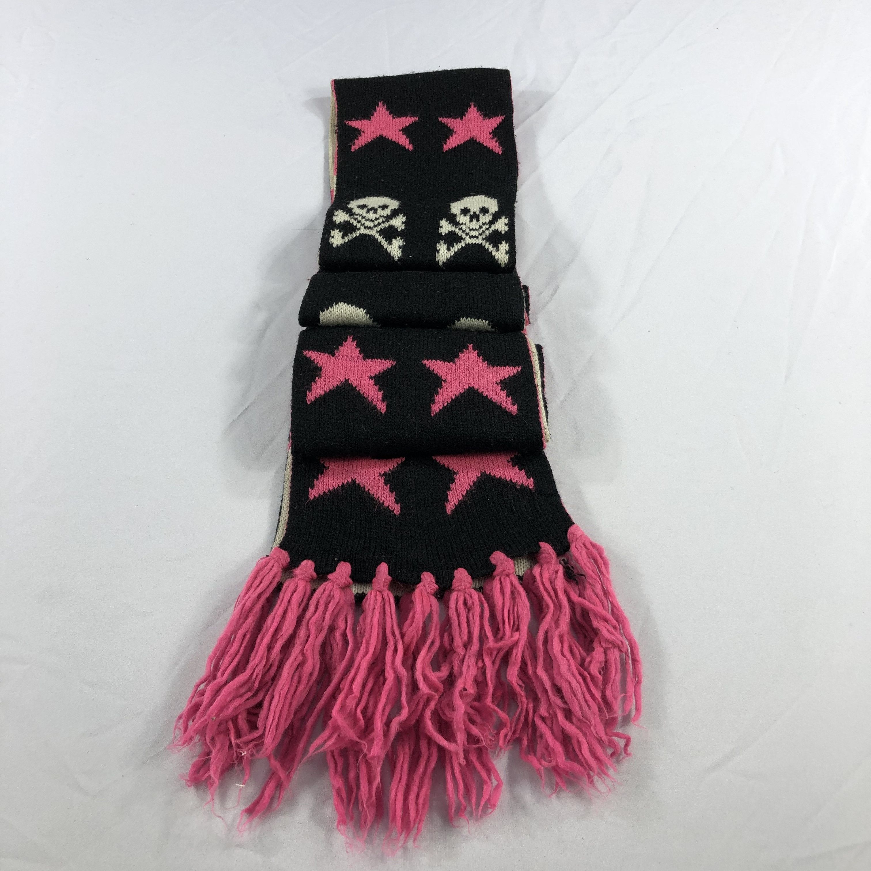 Seditionaries Skull and Crossed Bones Wool Scarf Muffler V992 Size ONE SIZE - 1 Thumbnail