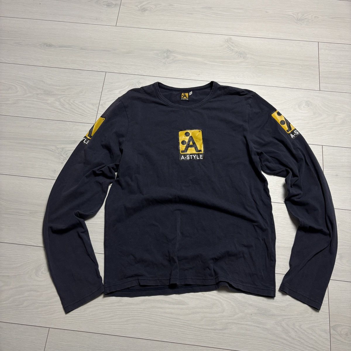 Hysteric Glamour vintage a style y2k sun faded long sleeve 90s opium Size US XL / EU 56 / 4 - 1 Thumbnail