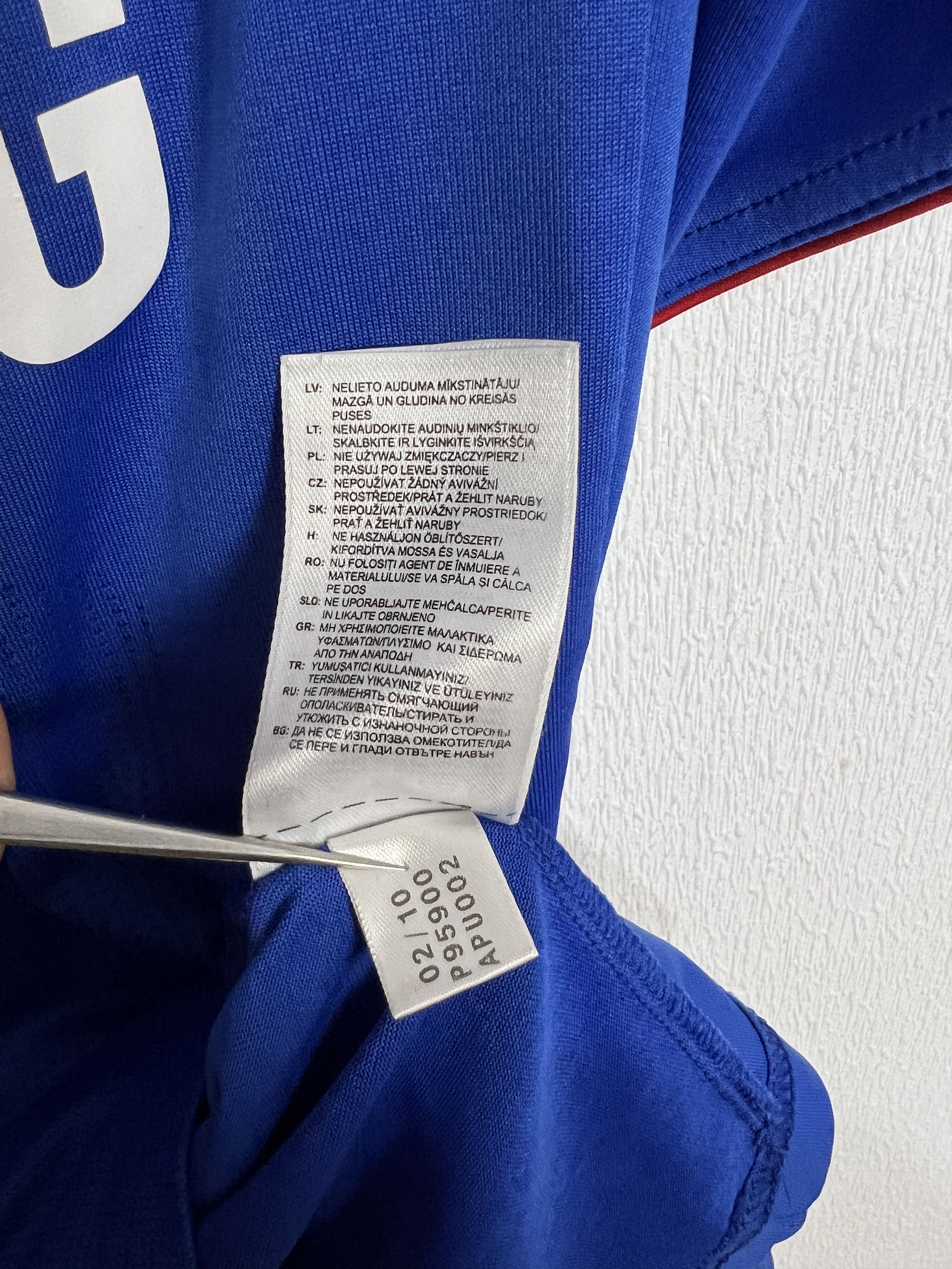 Adidas Chelsea Home football shirt 2010 Soccer Adidas Blue Size US S / EU 44-46 / 1 - 10 Thumbnail