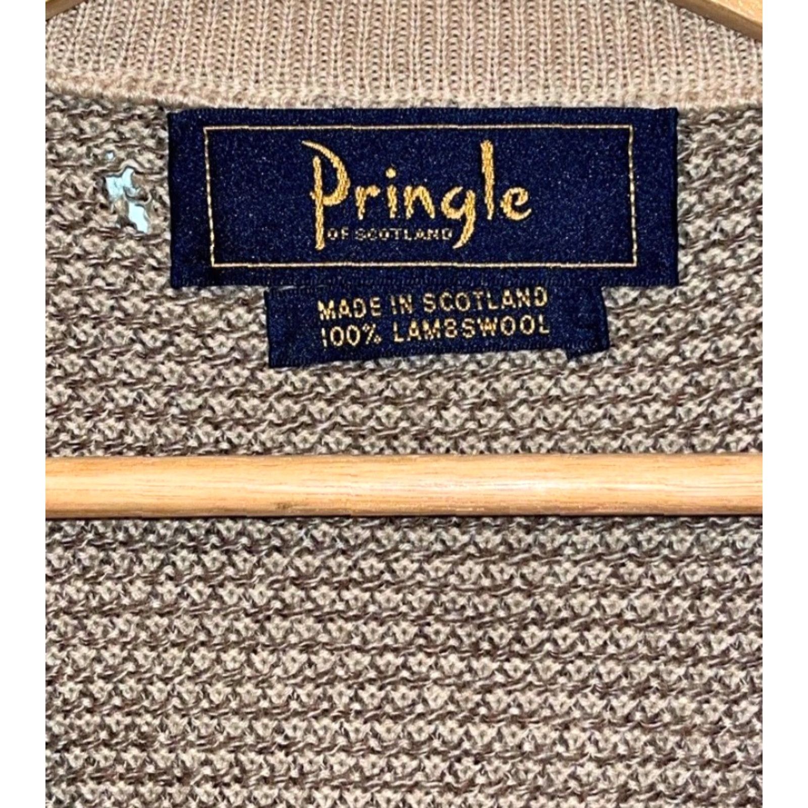 Pringle Of Scotland VINTAGE Pringle of Scotland Sweater Mens 2XL V-Neck Lambswool Beige 100% Wool Classic Knit Pullover Size US XXL / EU 58 / 5 - 5 Thumbnail