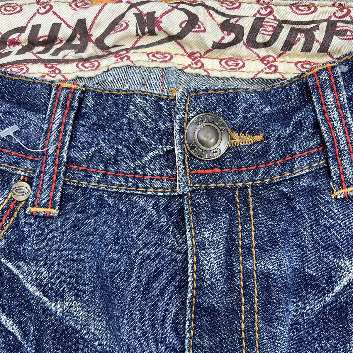 Gotcha × Vintage Vintage Gotcha Big Logo Distressed Faded Denim Jeans Size US 32 / EU 48 - 9 Thumbnail