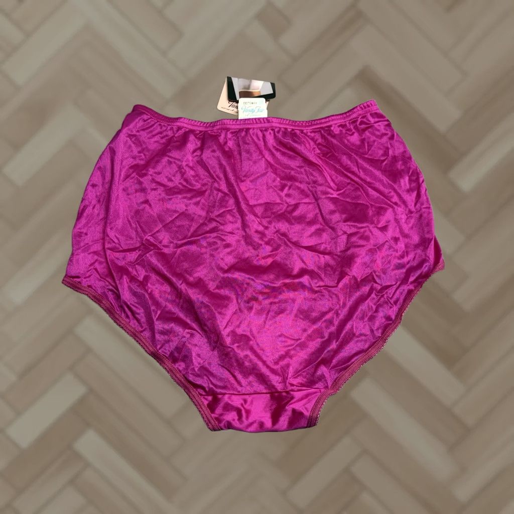 Vintage Vintage Vanity Fair Satin Womens Size 5 Panties Hot Pink Nylon Briefs NWT 90s Size 27" / US 4 / IT 40 - 1 Thumbnail